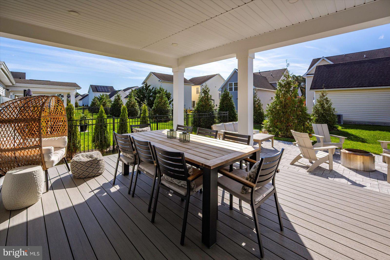 BAYSIDE - Residential