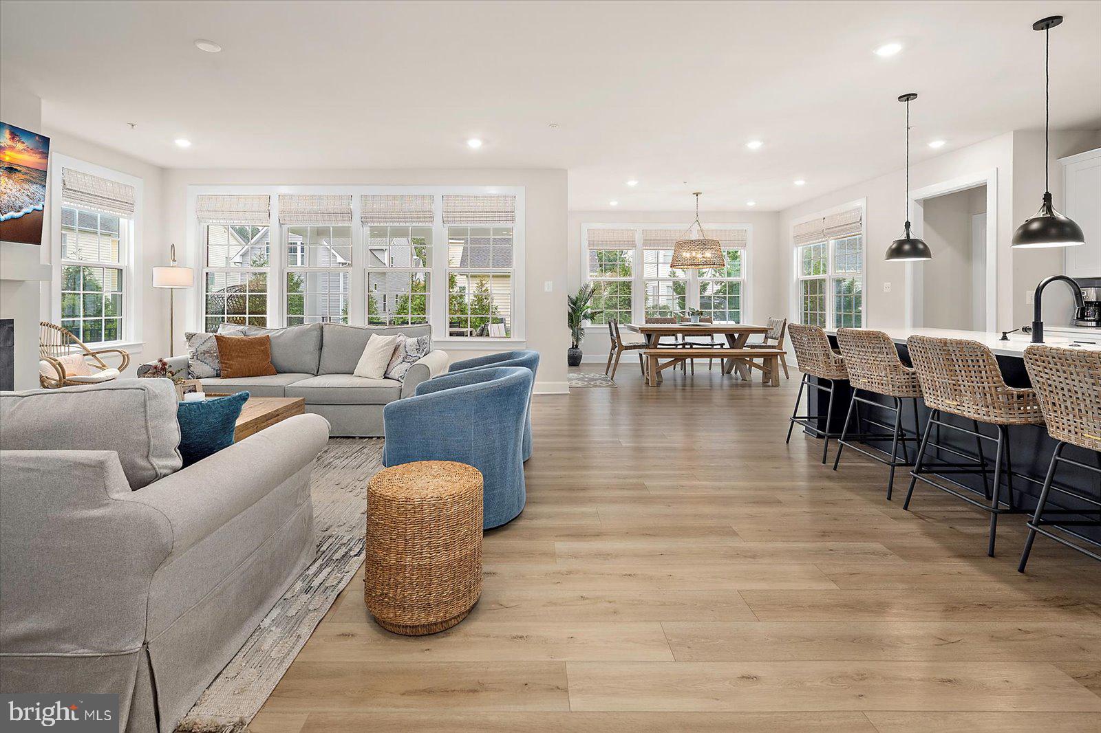 BAYSIDE - Residential