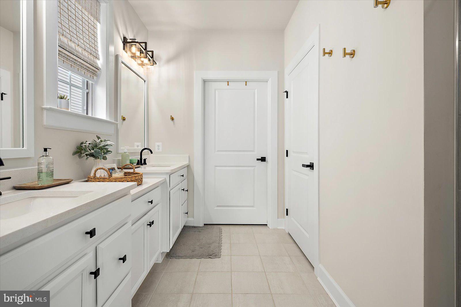 BAYSIDE - Residential