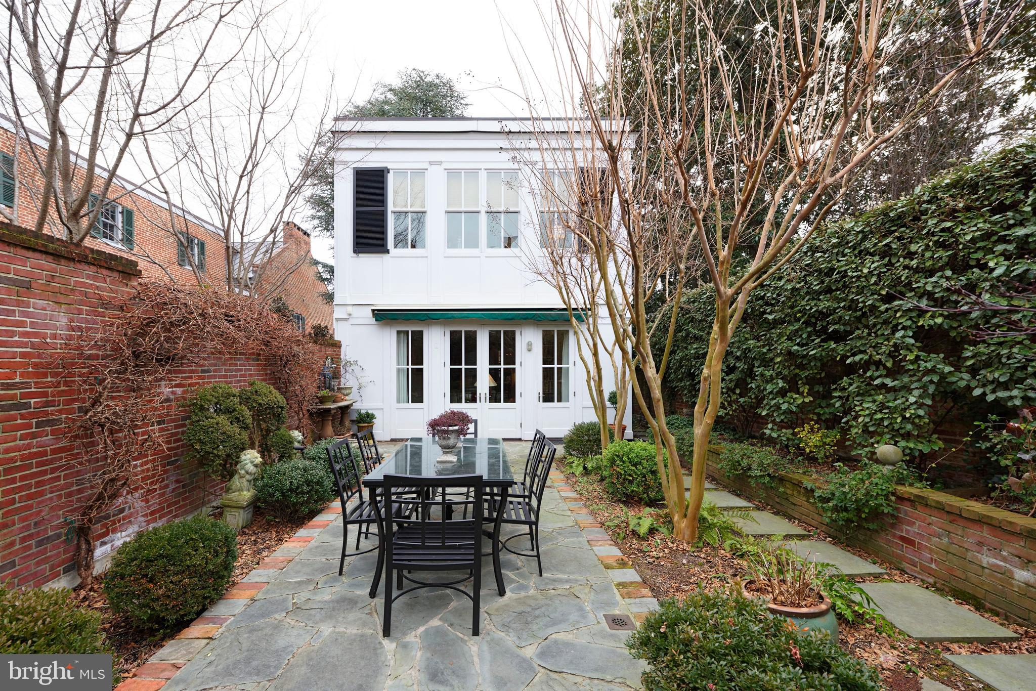 OLD TOWN - Residential