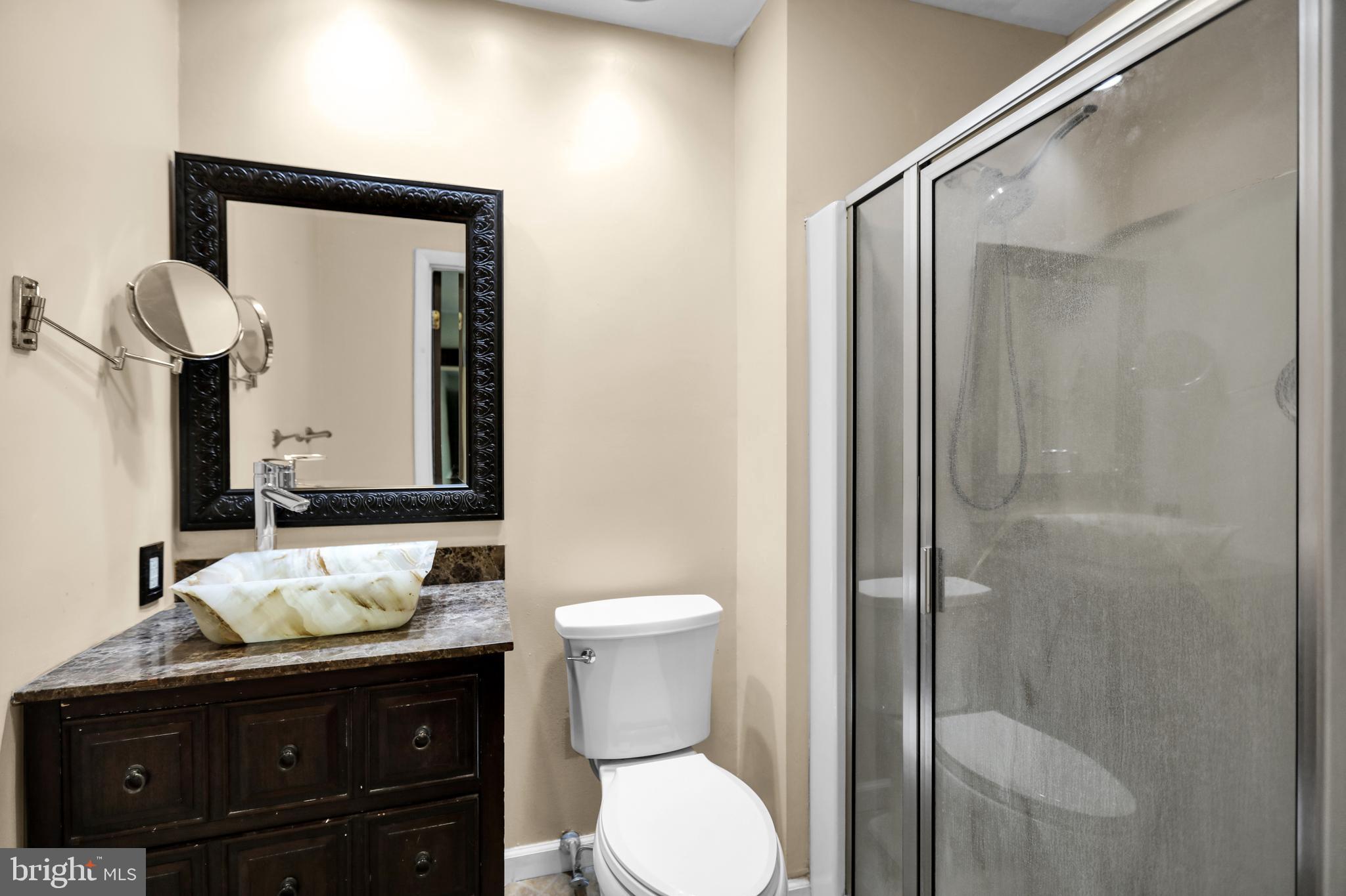 FLYING HILLS - Residential