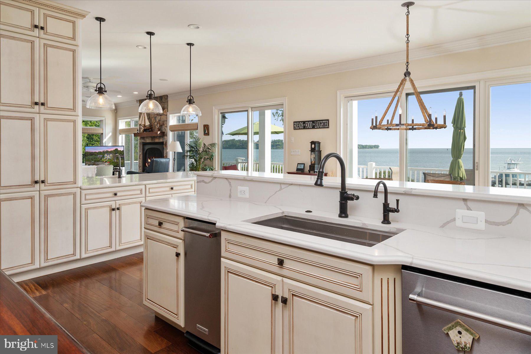 CAPE ST CLAIRE - Residential