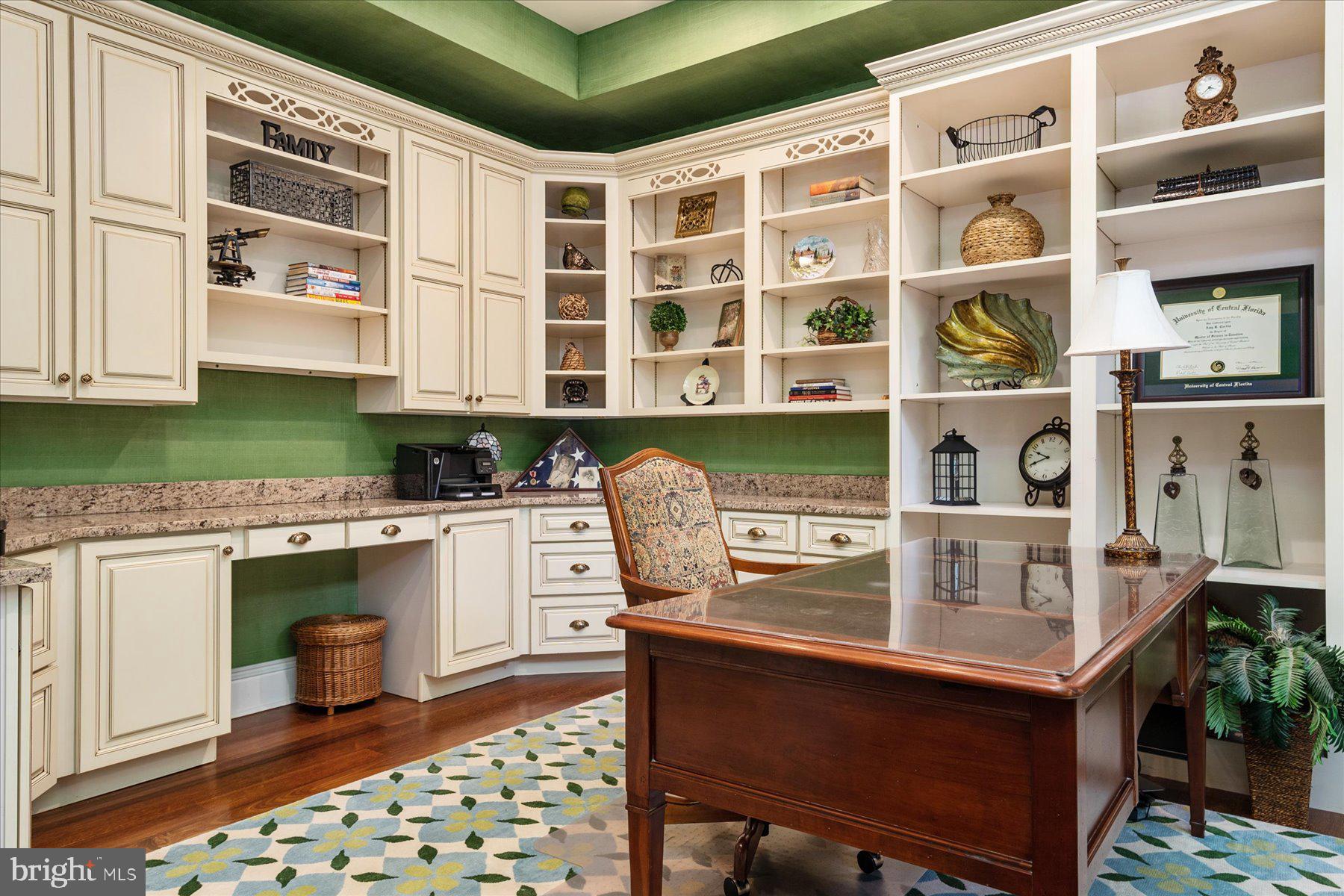 CAPE ST CLAIRE - Residential