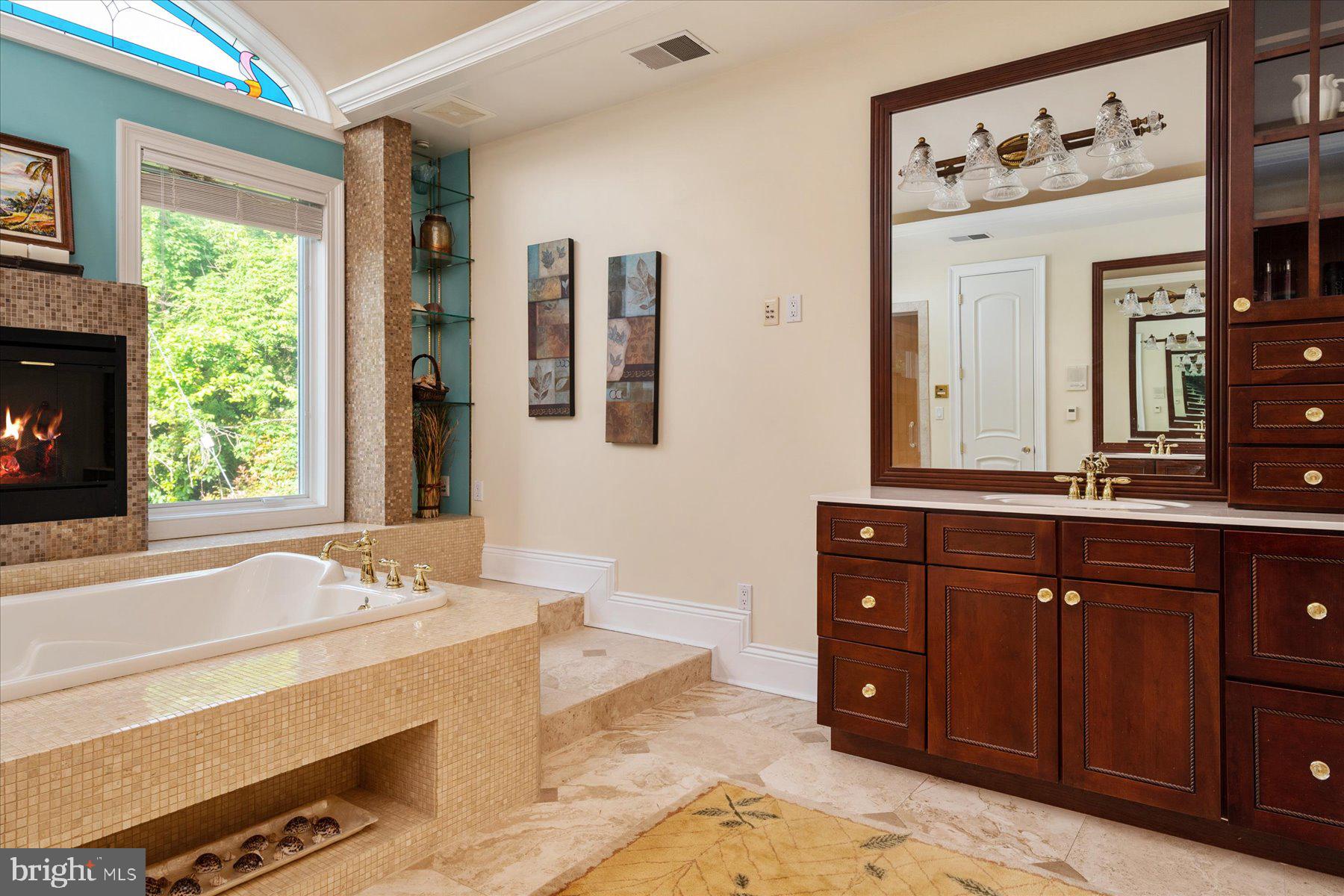 CAPE ST CLAIRE - Residential