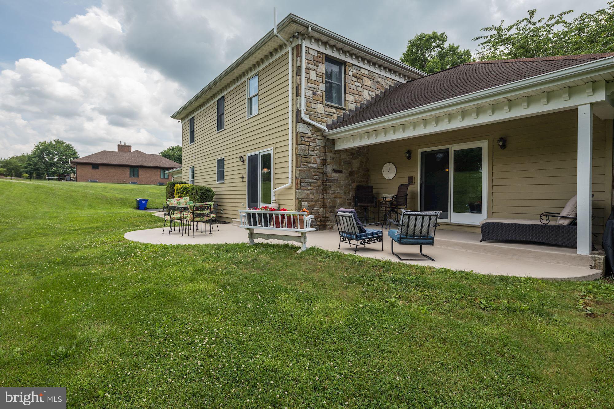 TODD LAKES - Residential