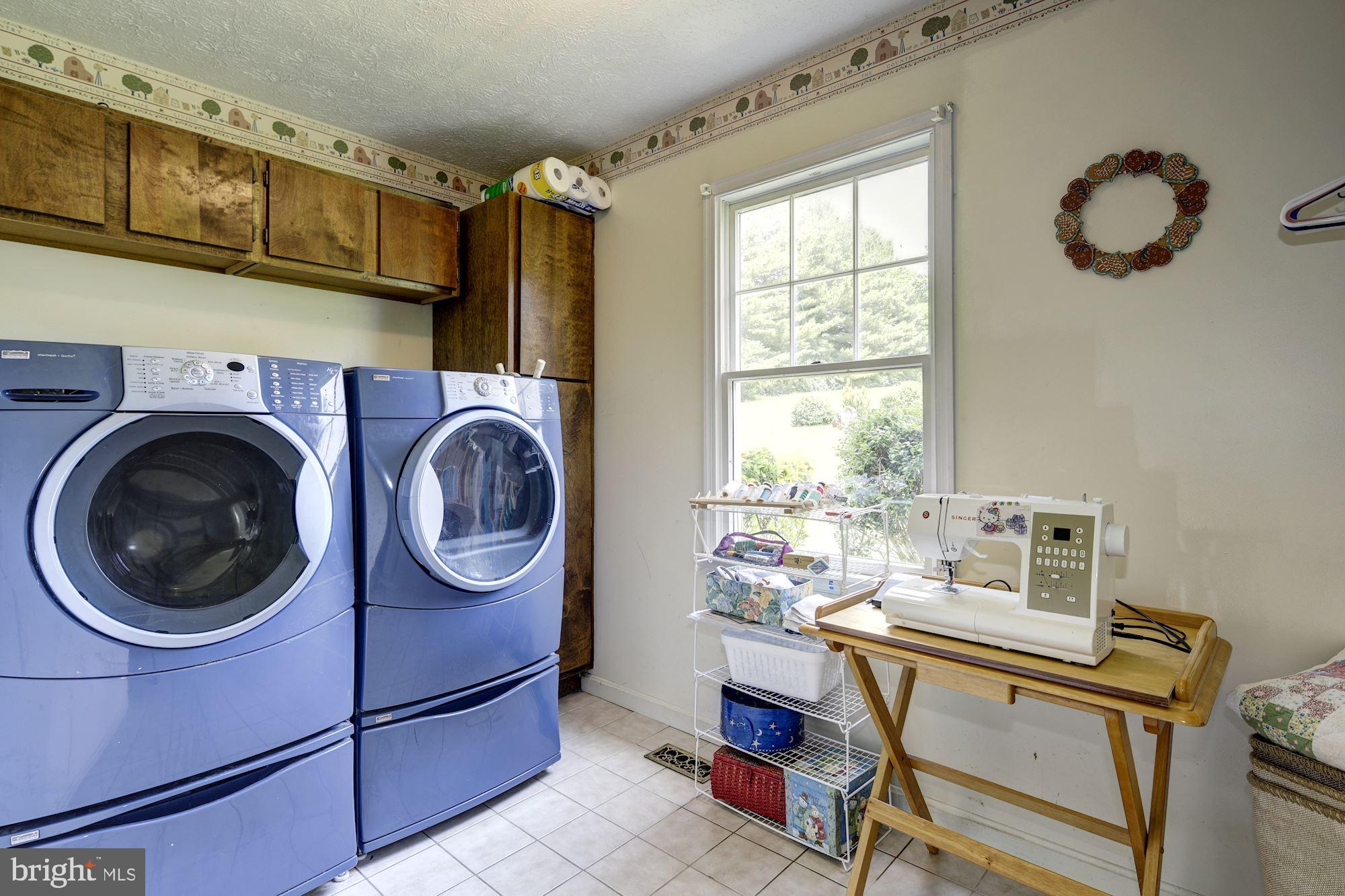 TODD LAKES - Residential