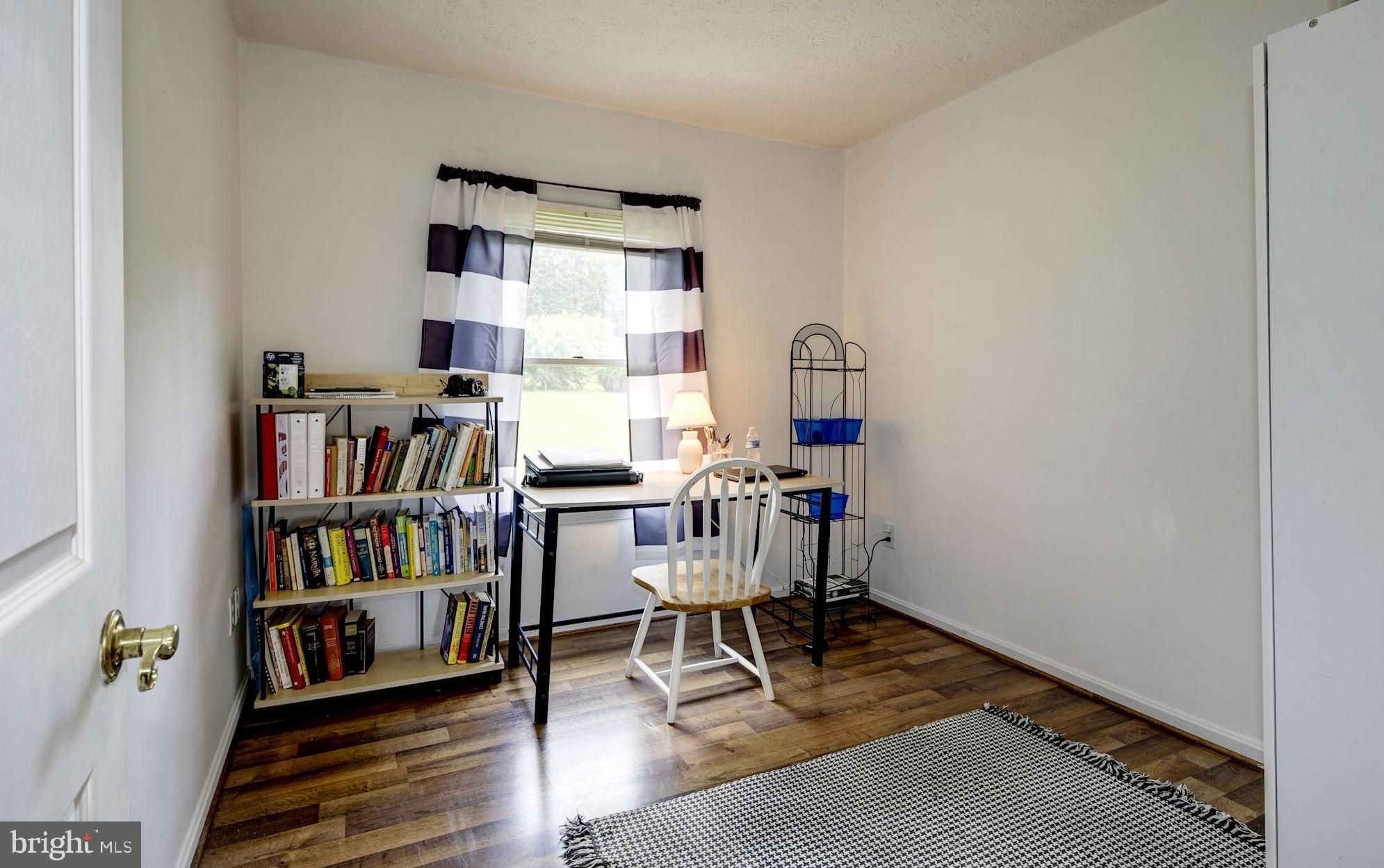 TODD LAKES - Residential