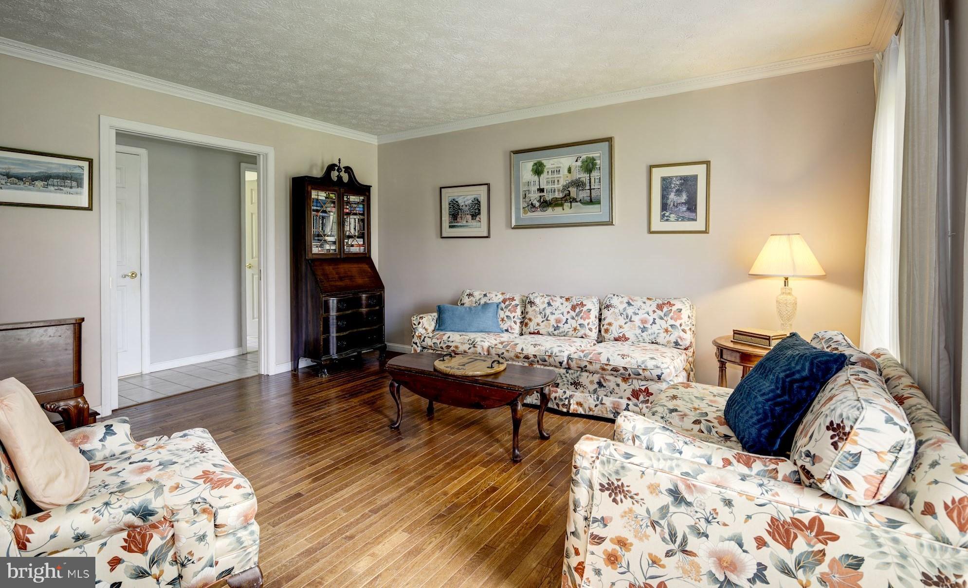 TODD LAKES - Residential