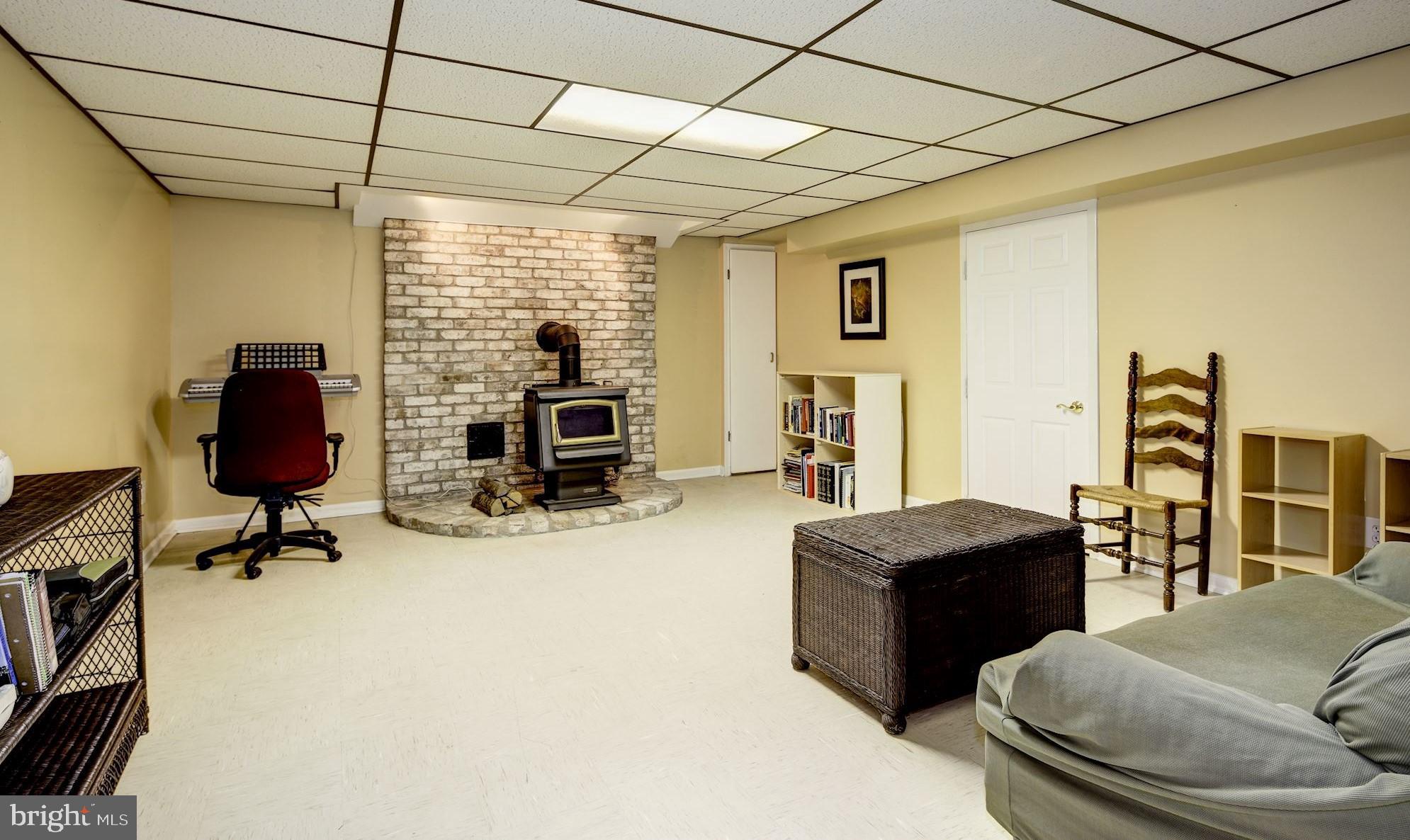 TODD LAKES - Residential