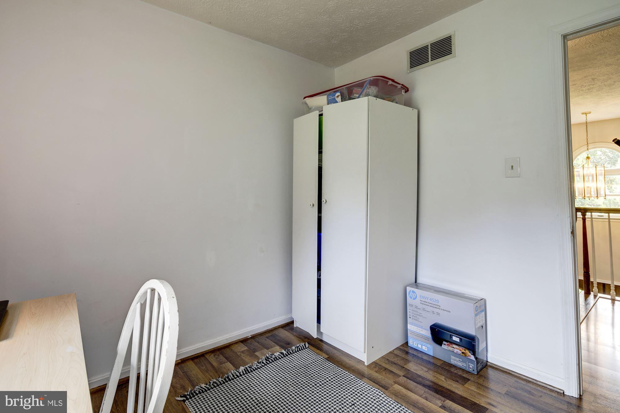 TODD LAKES - Residential