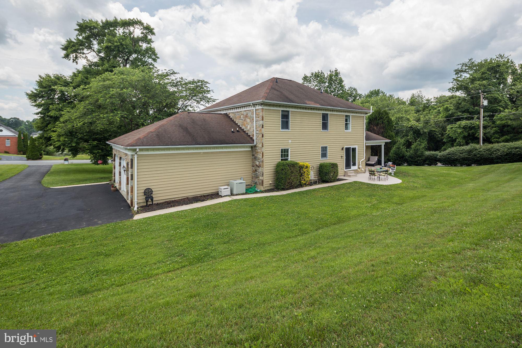 TODD LAKES - Residential