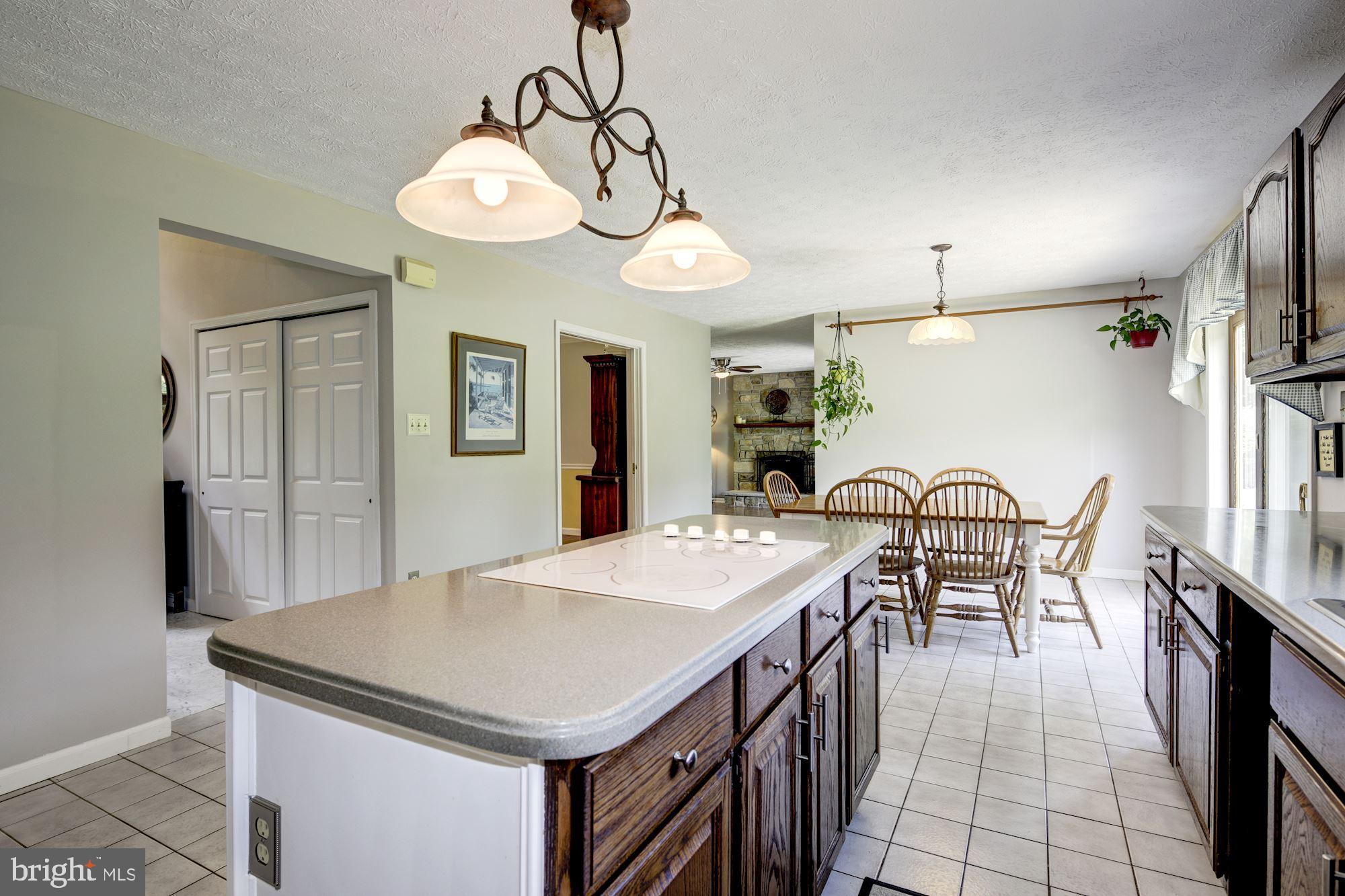 TODD LAKES - Residential