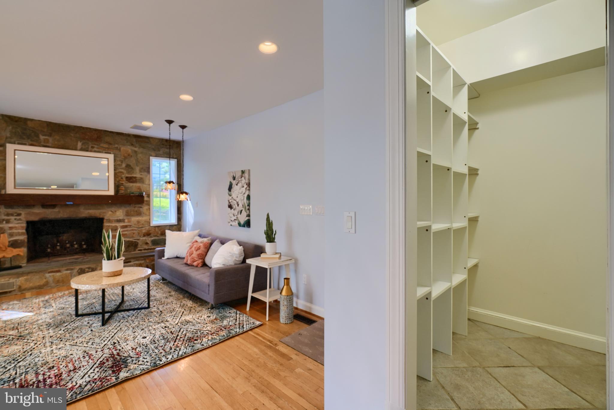 FARMLANDS - Residential