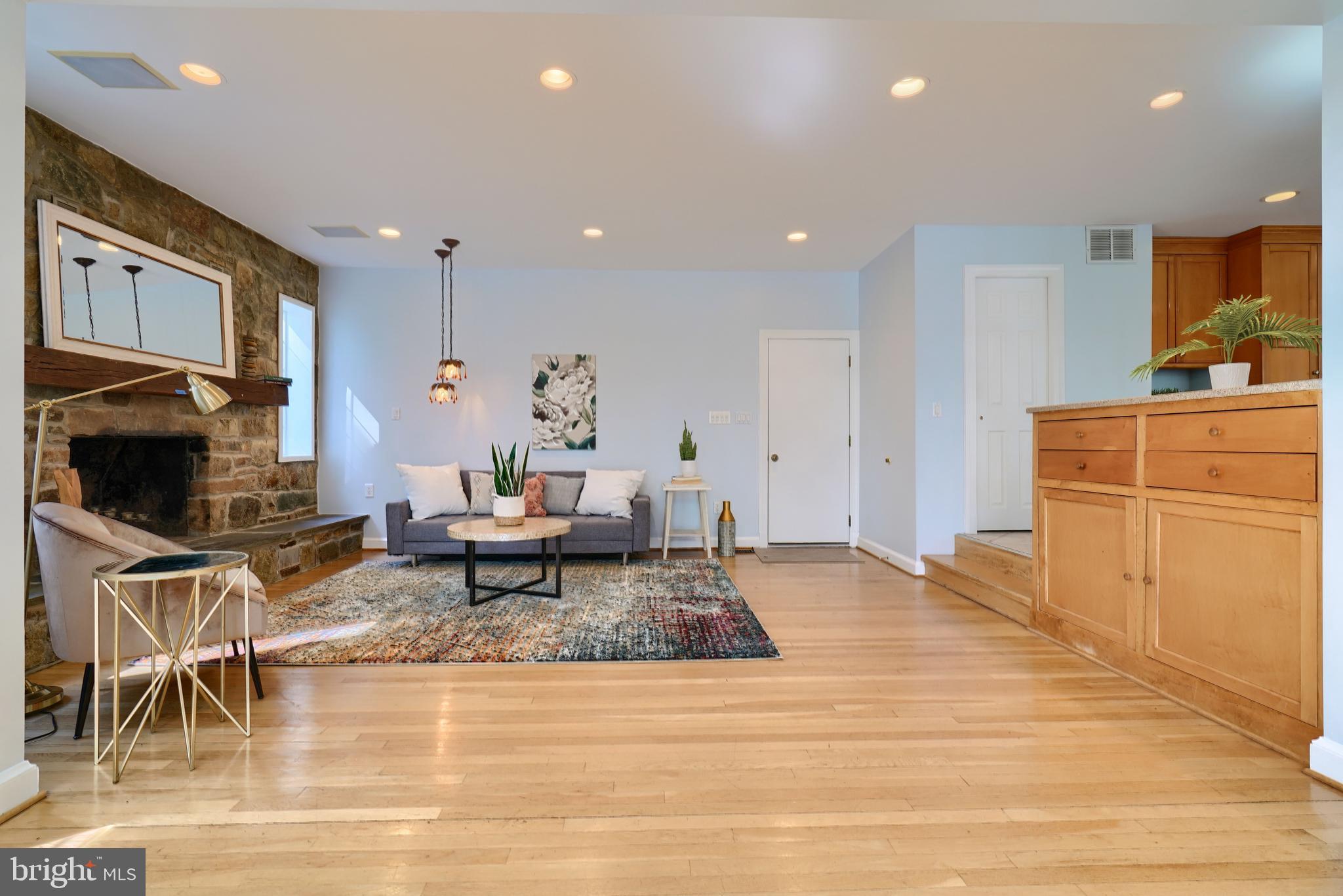 FARMLANDS - Residential