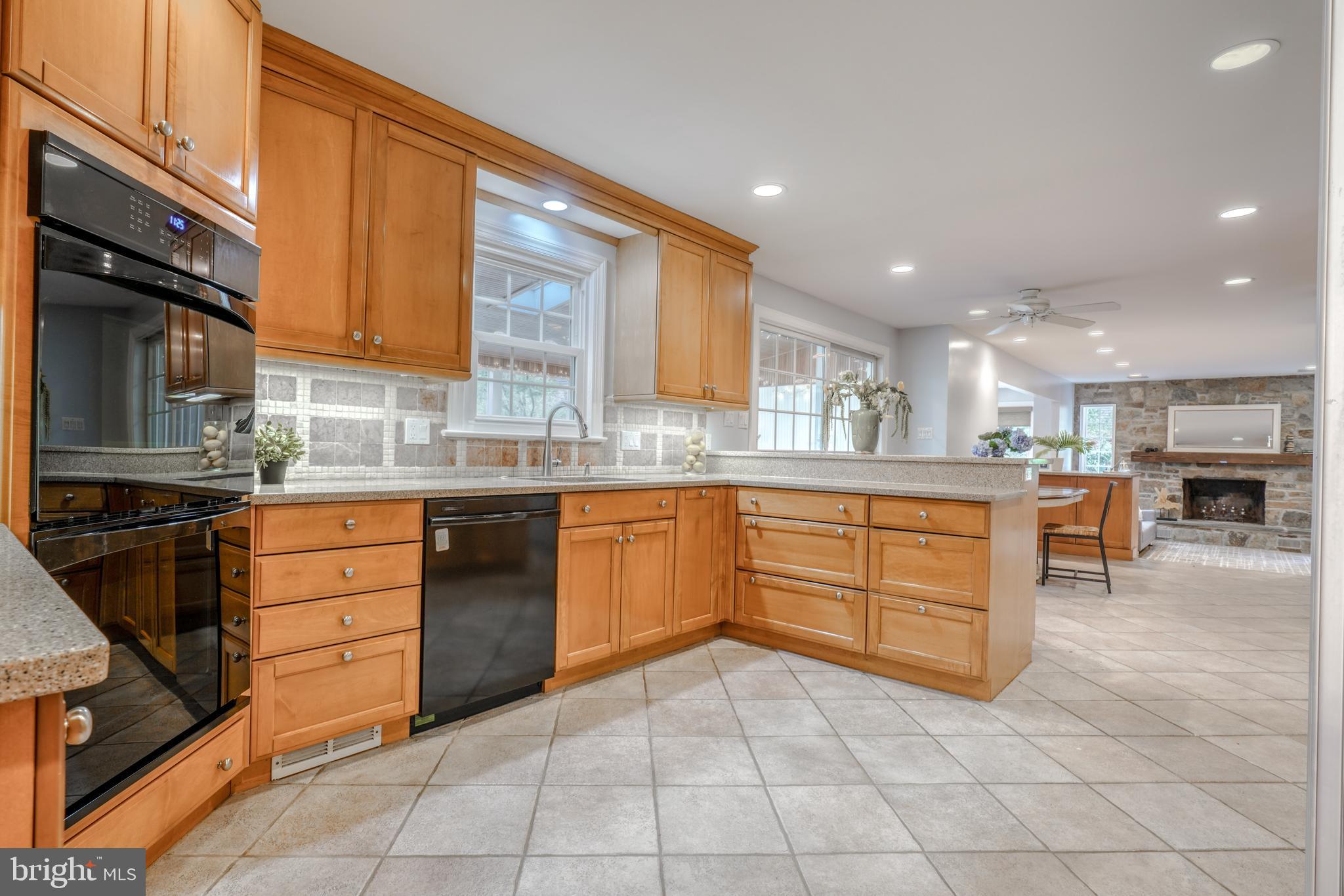 FARMLANDS - Residential