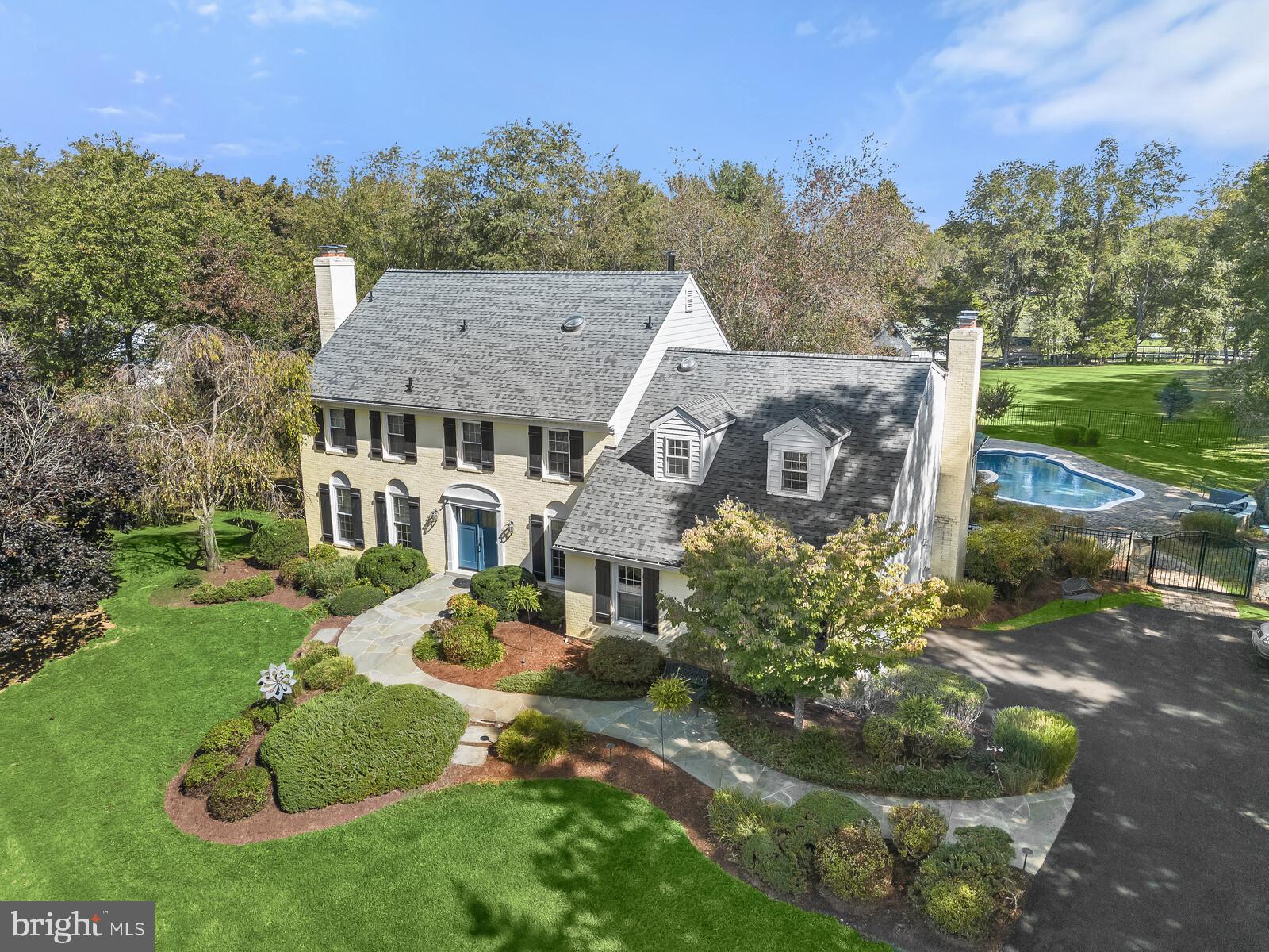 FARMLANDS - Residential