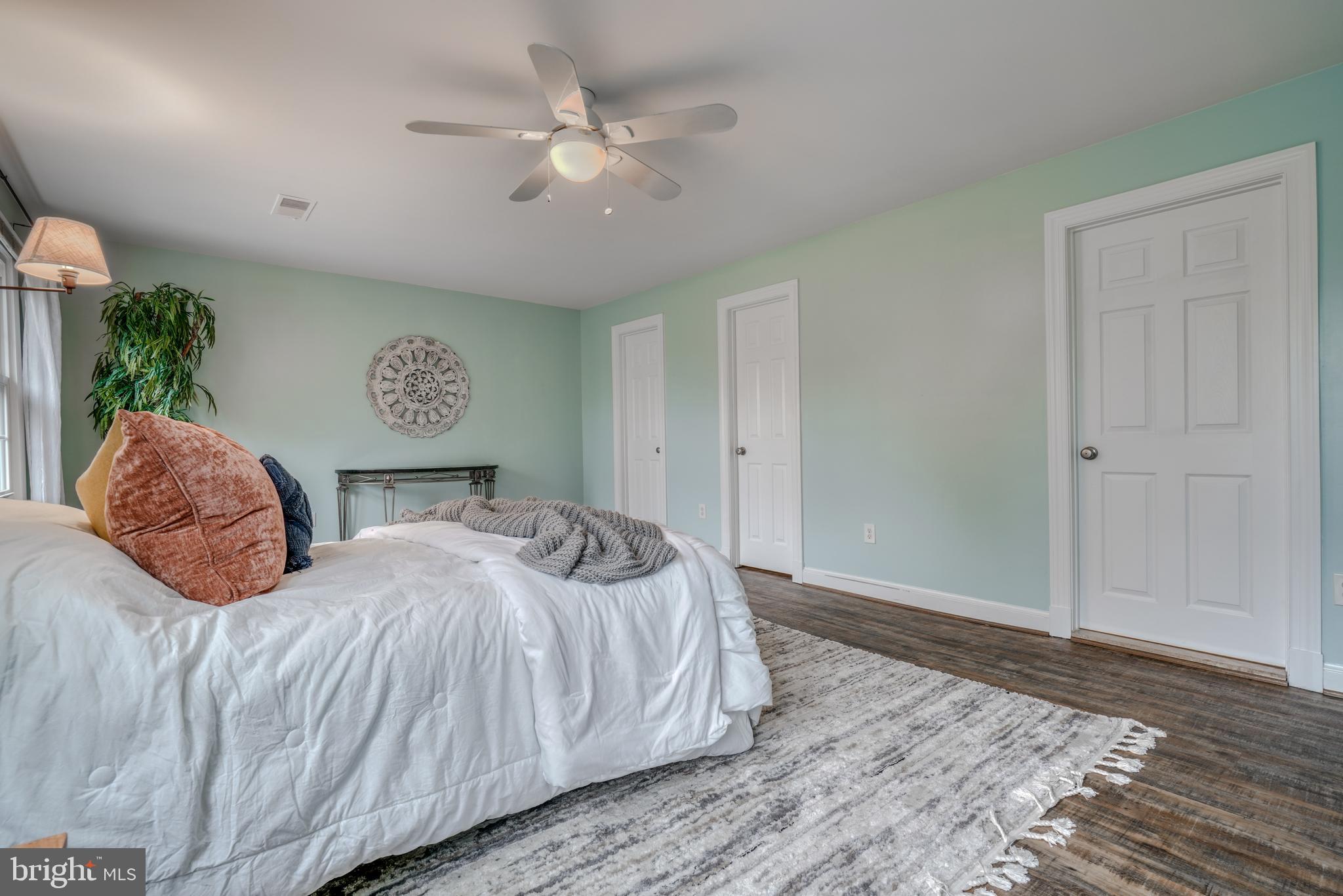 FARMLANDS - Residential