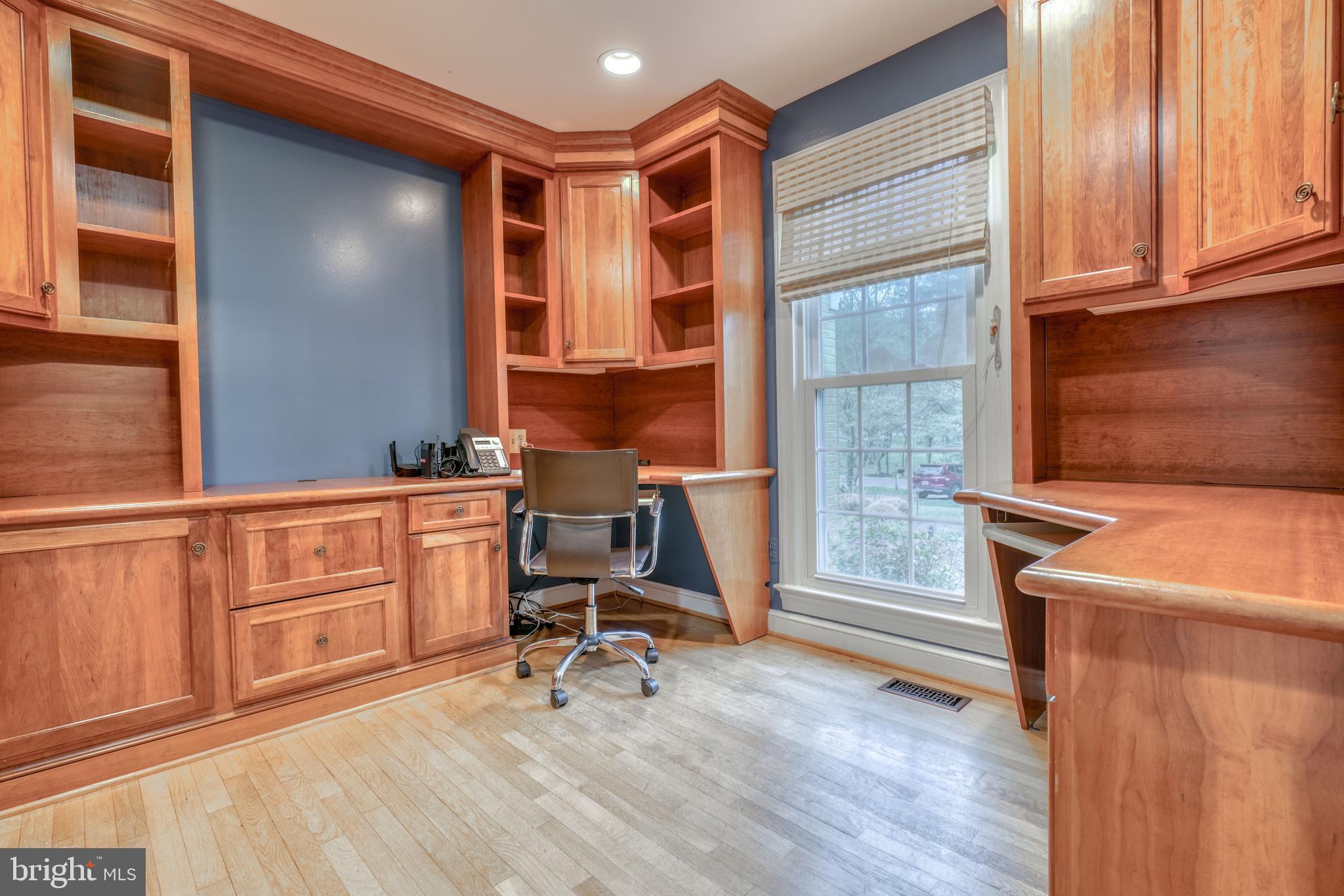 FARMLANDS - Residential