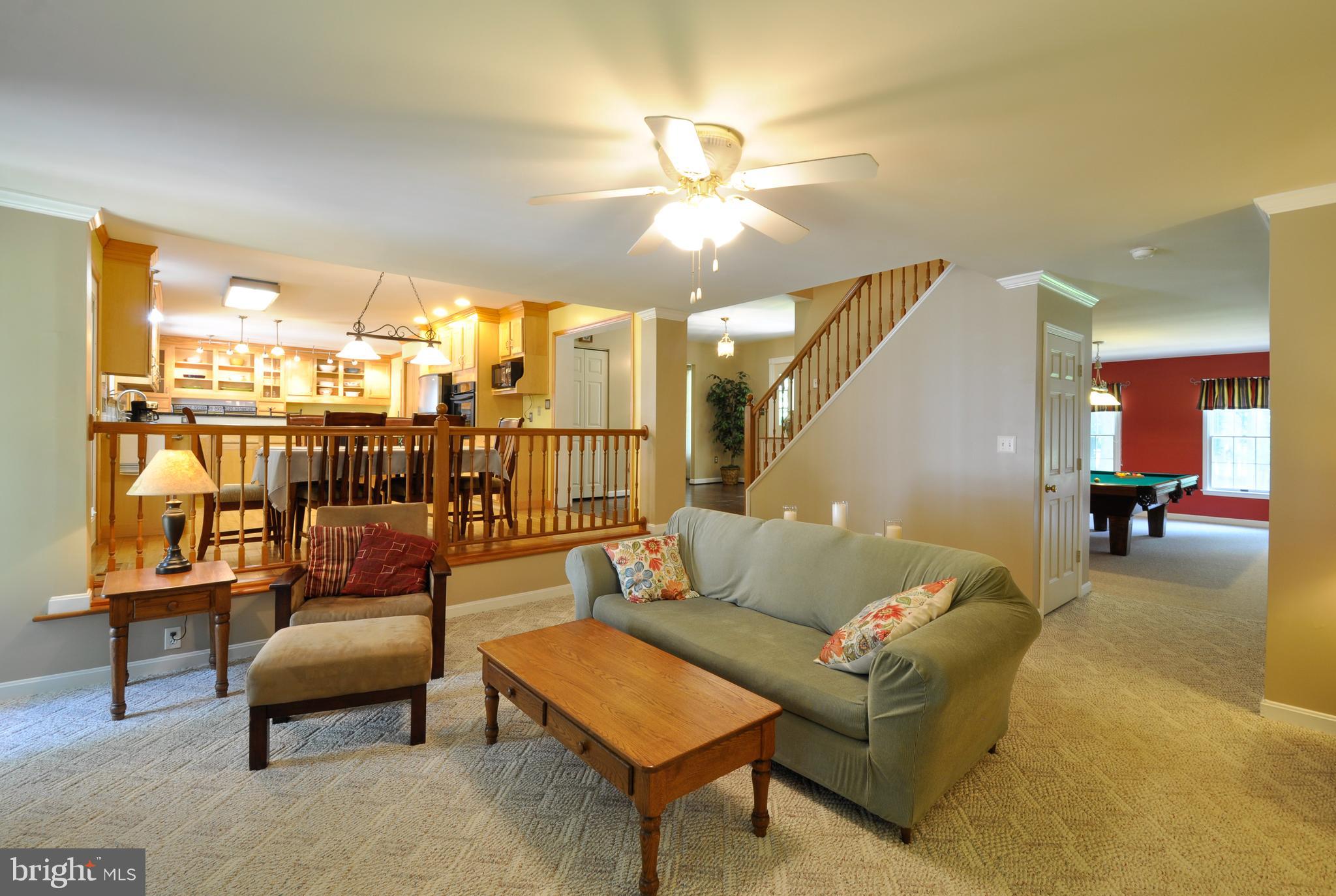 KG ON THE POTOMAC - Residential