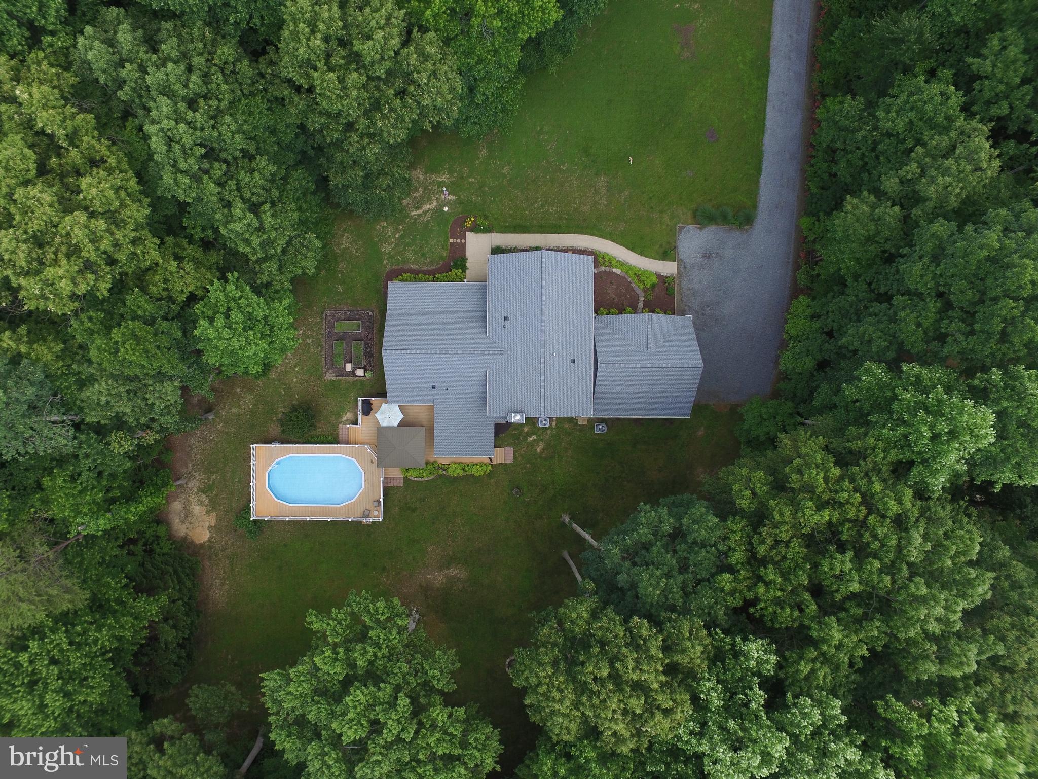 KG ON THE POTOMAC - Residential