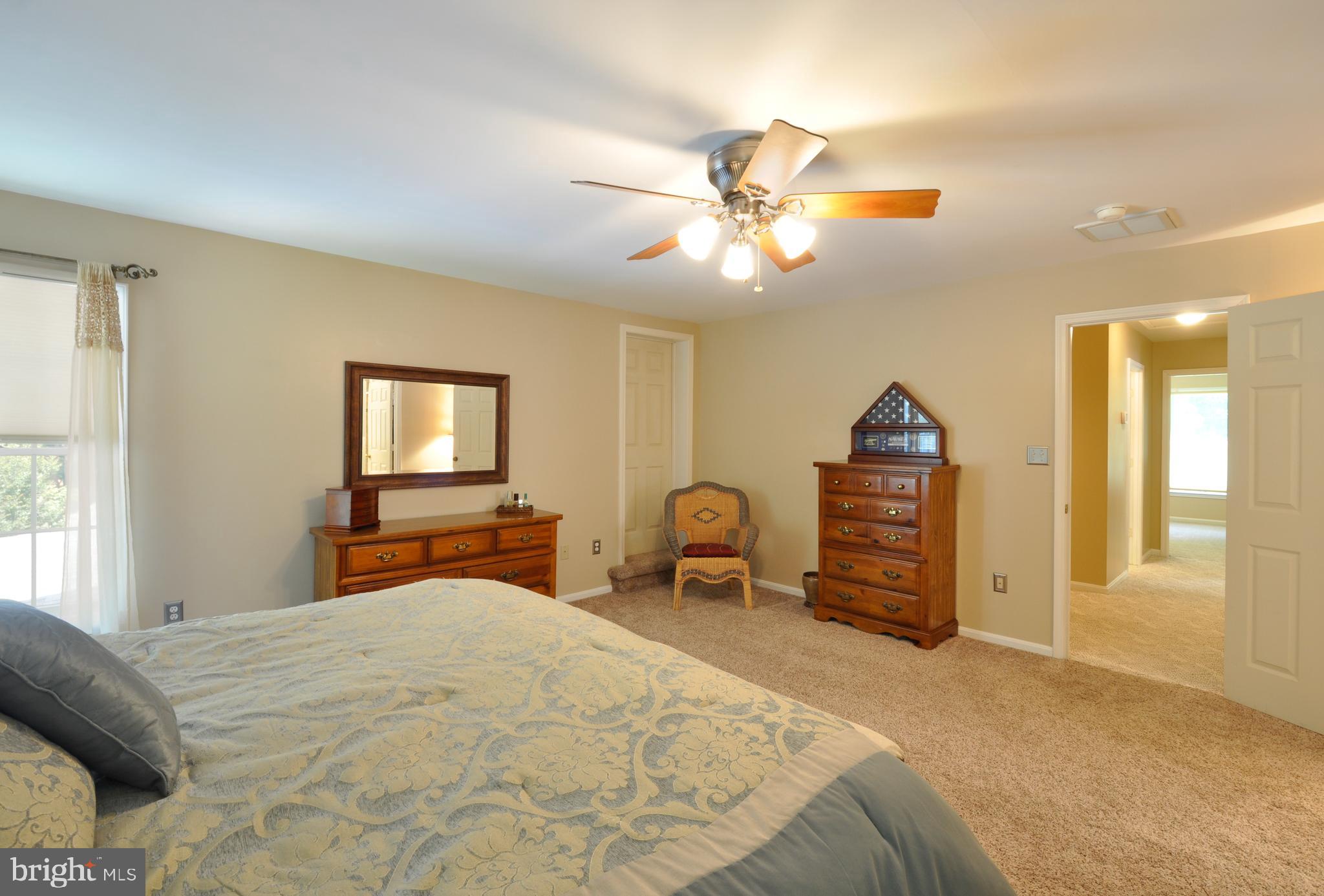 KG ON THE POTOMAC - Residential