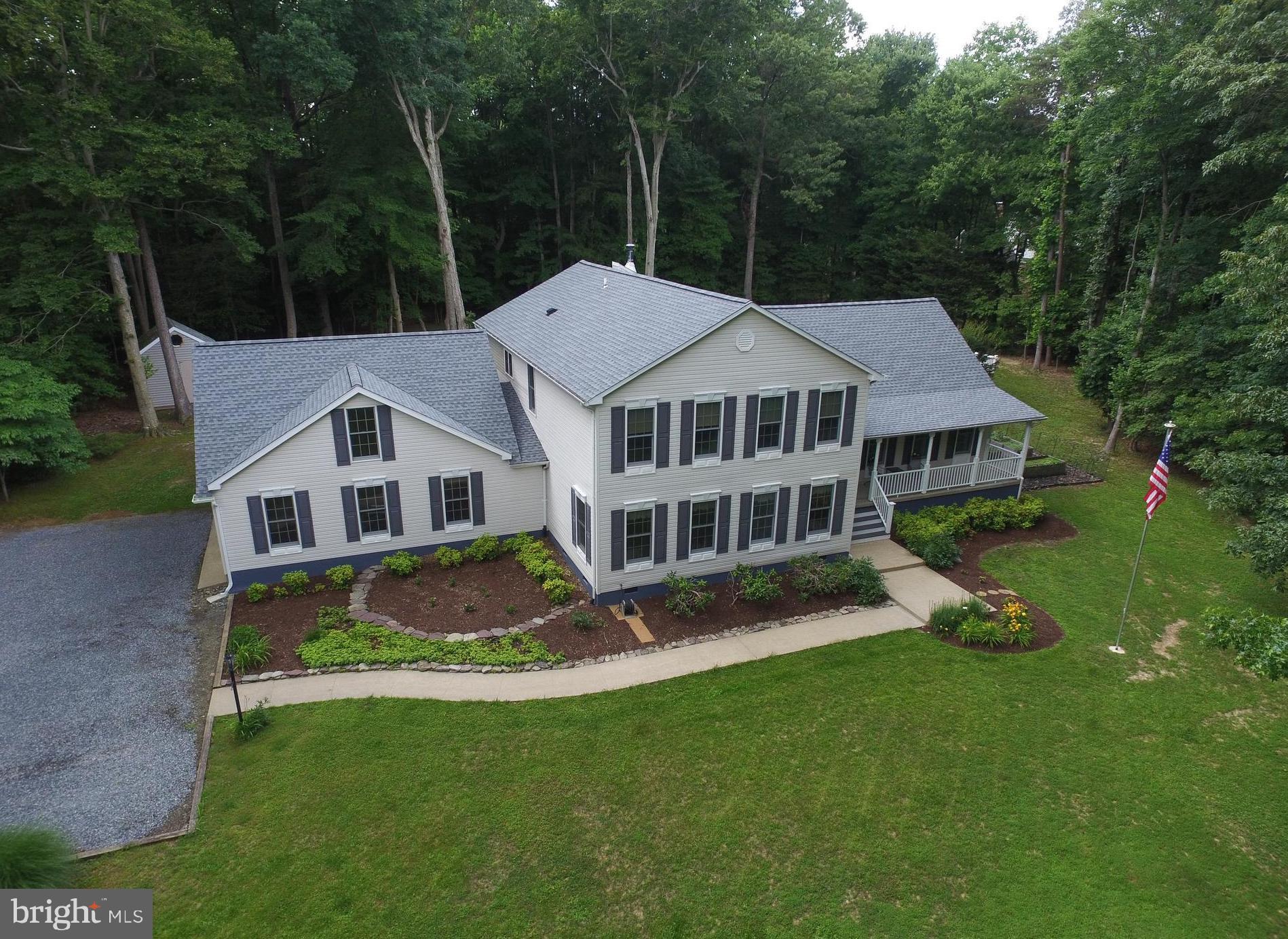 KG ON THE POTOMAC - Residential