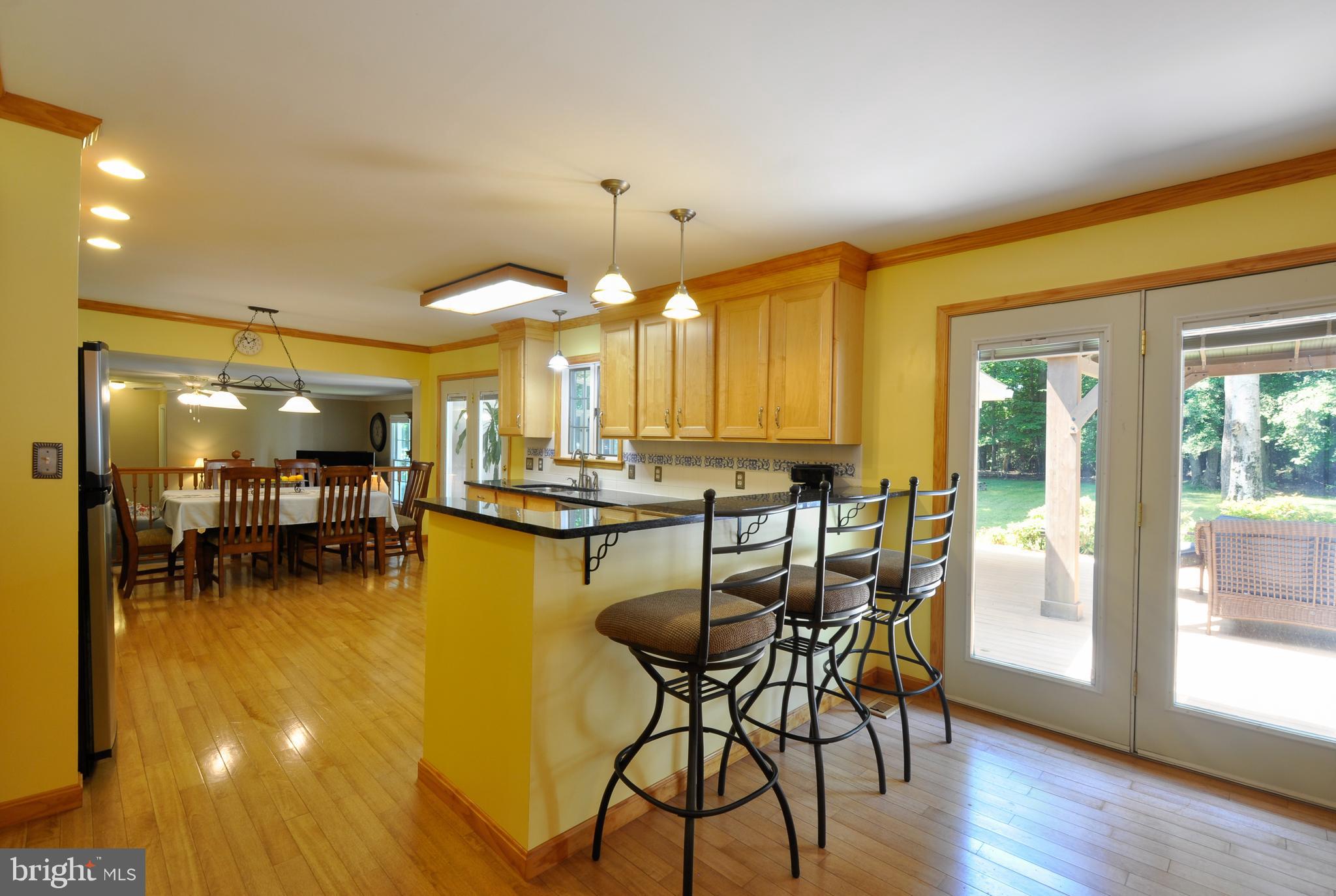 KG ON THE POTOMAC - Residential