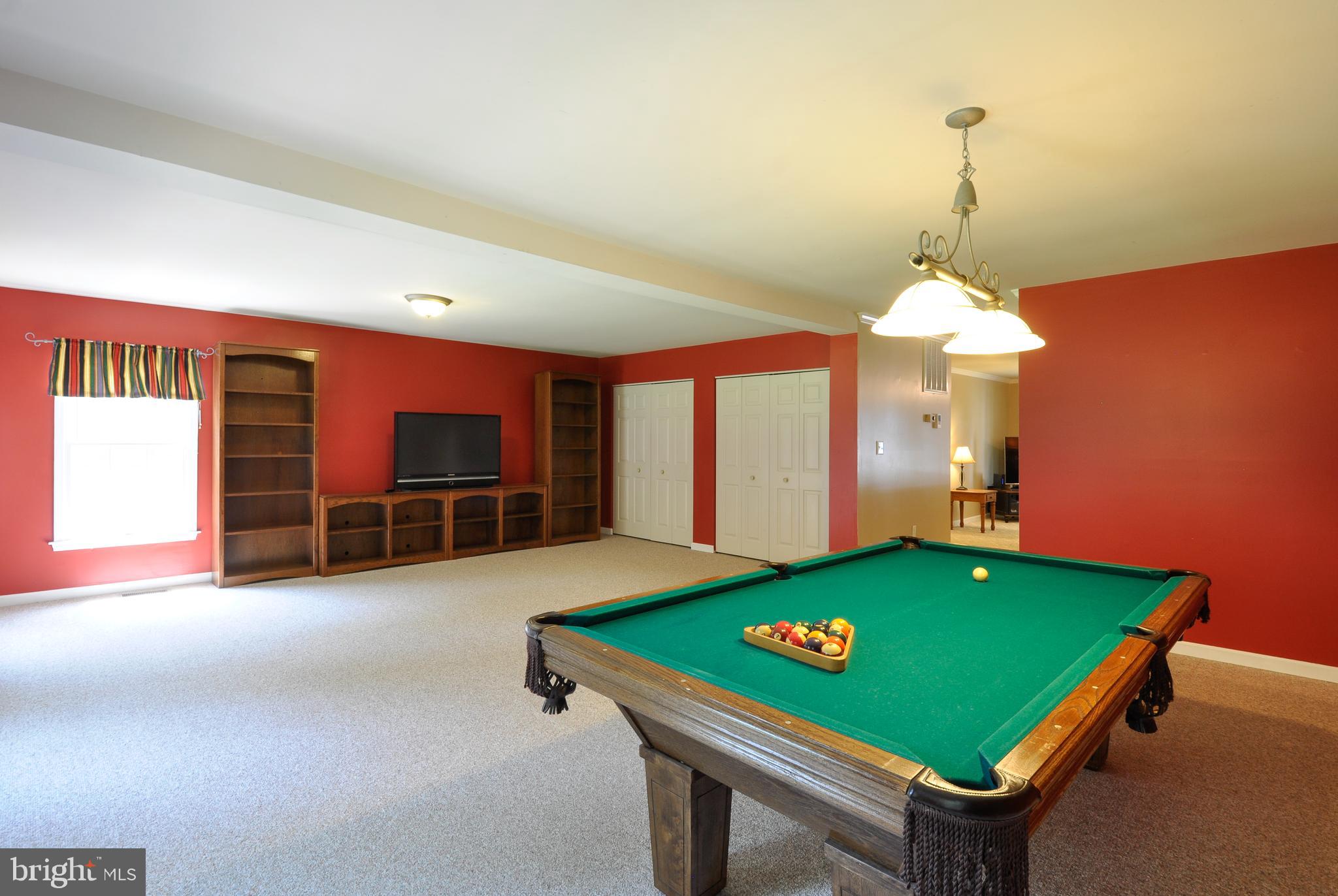 KG ON THE POTOMAC - Residential