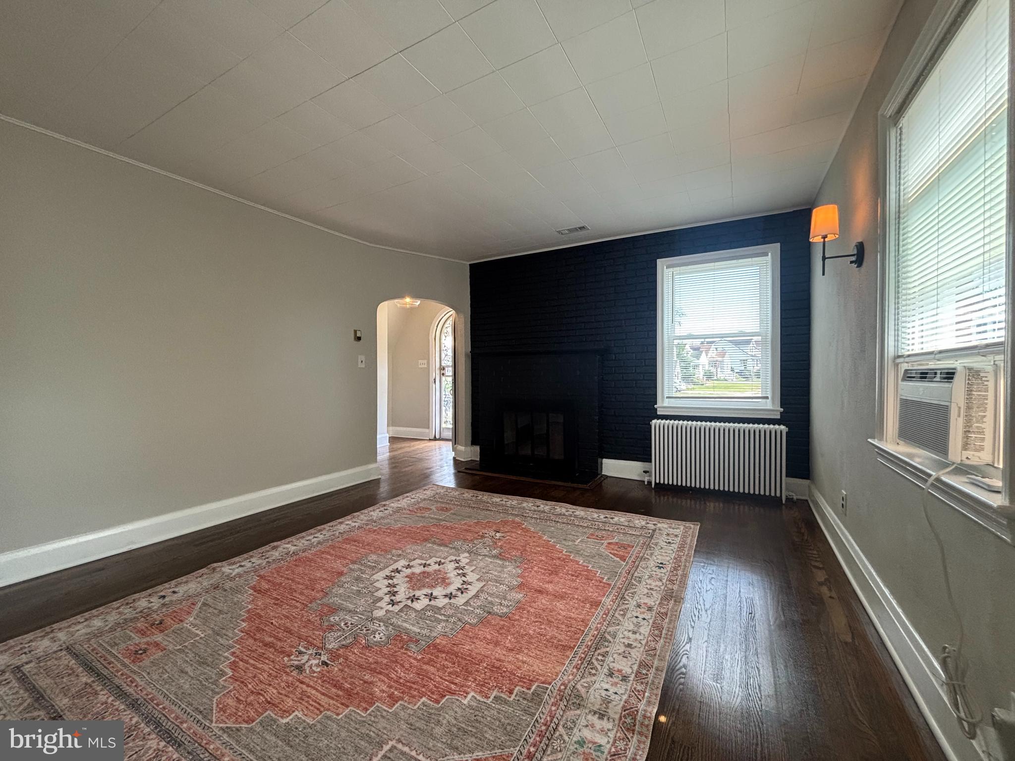 LAURAVILLE HISTORIC DISTRICT - Residential Lease