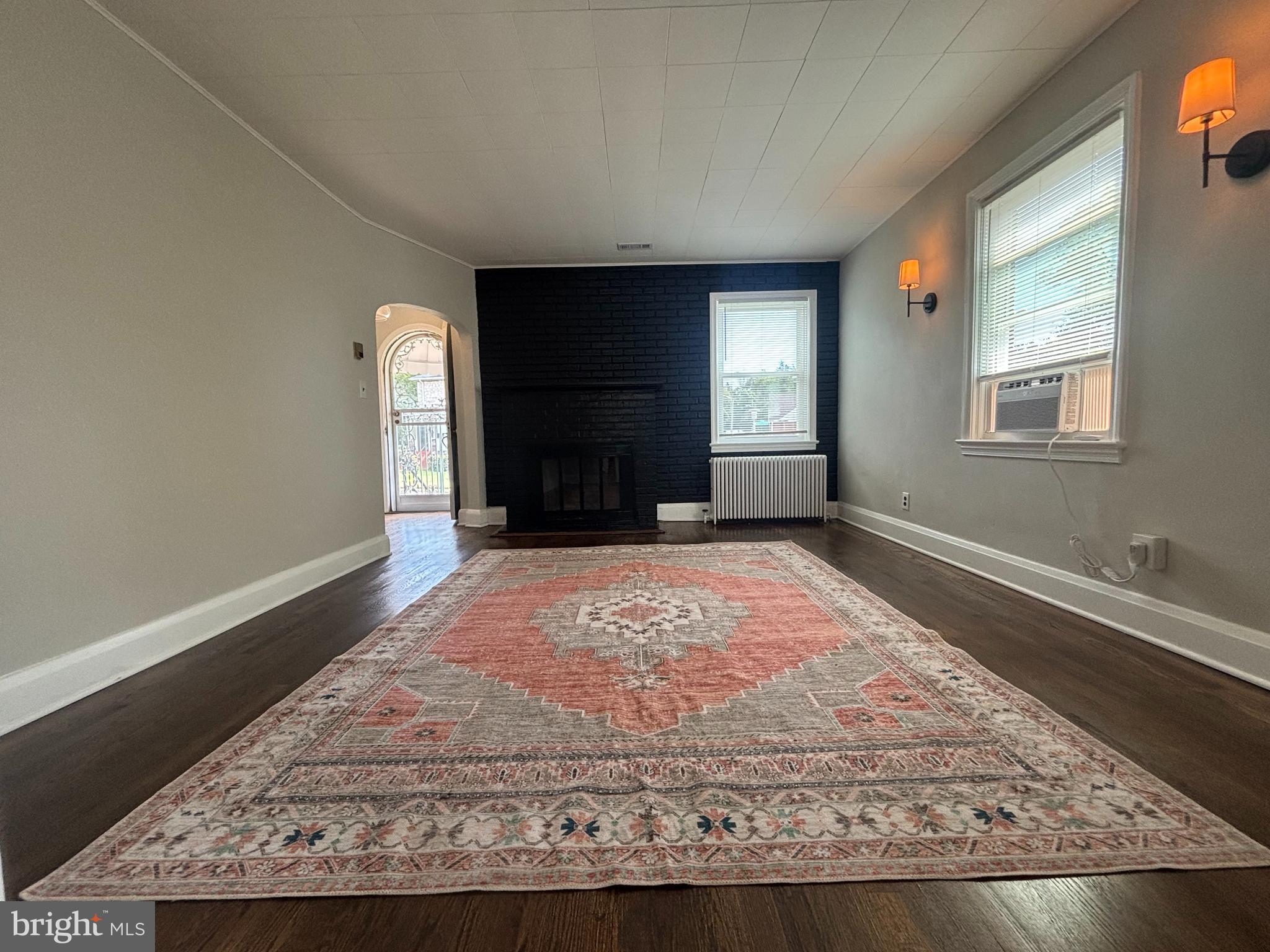 LAURAVILLE HISTORIC DISTRICT - Residential Lease