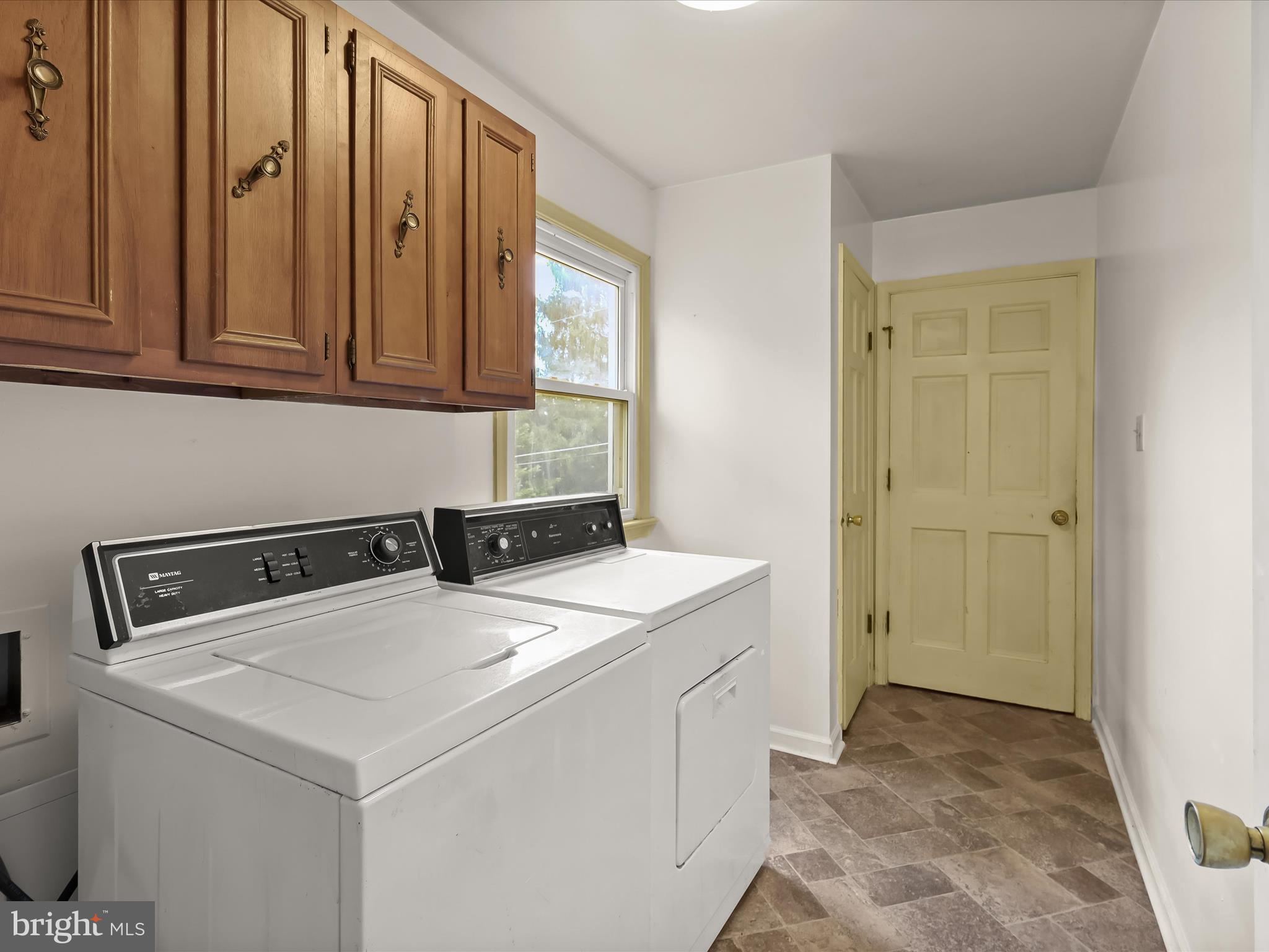 MEADOWCREST - Residential