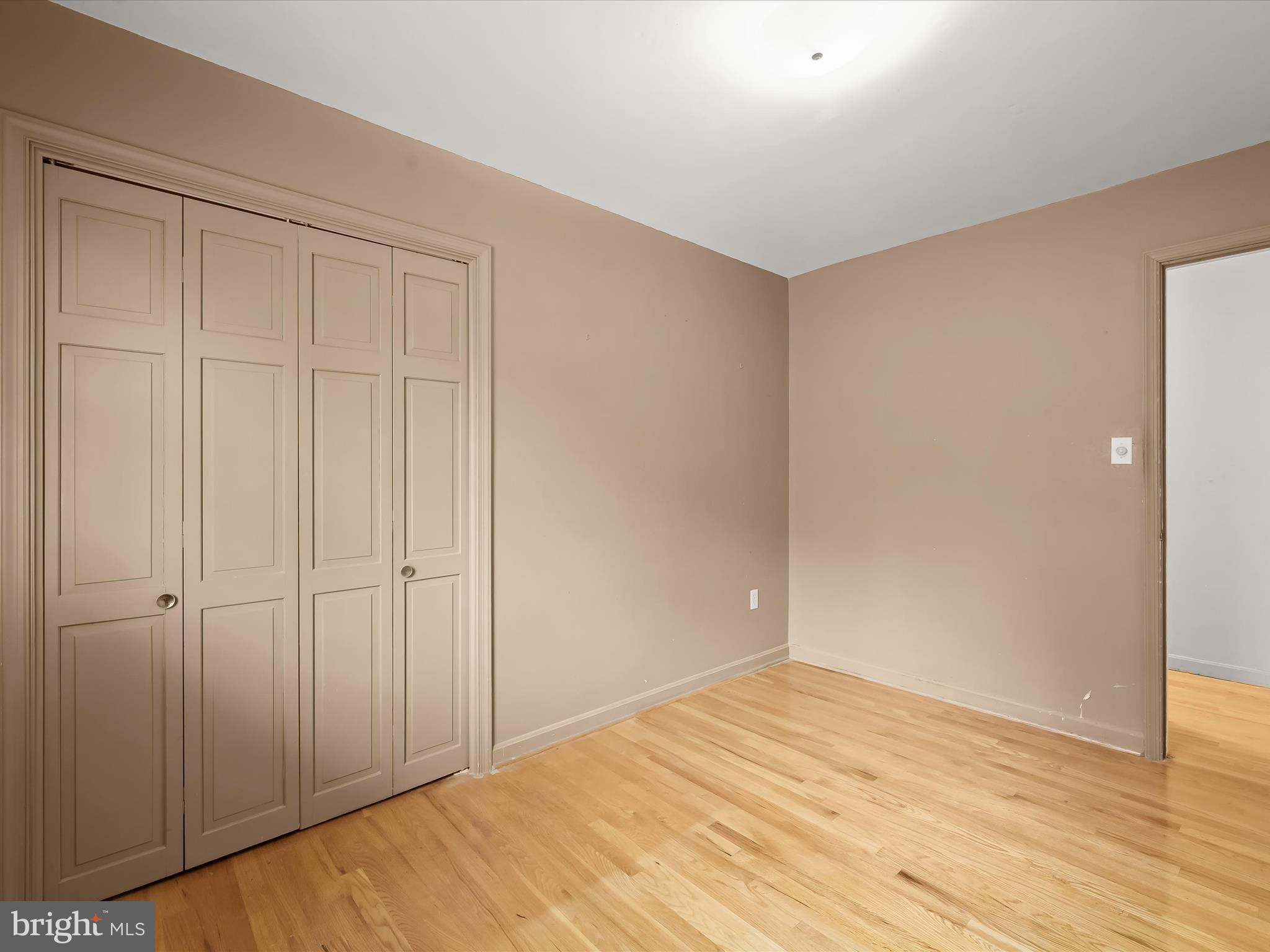 MEADOWCREST - Residential