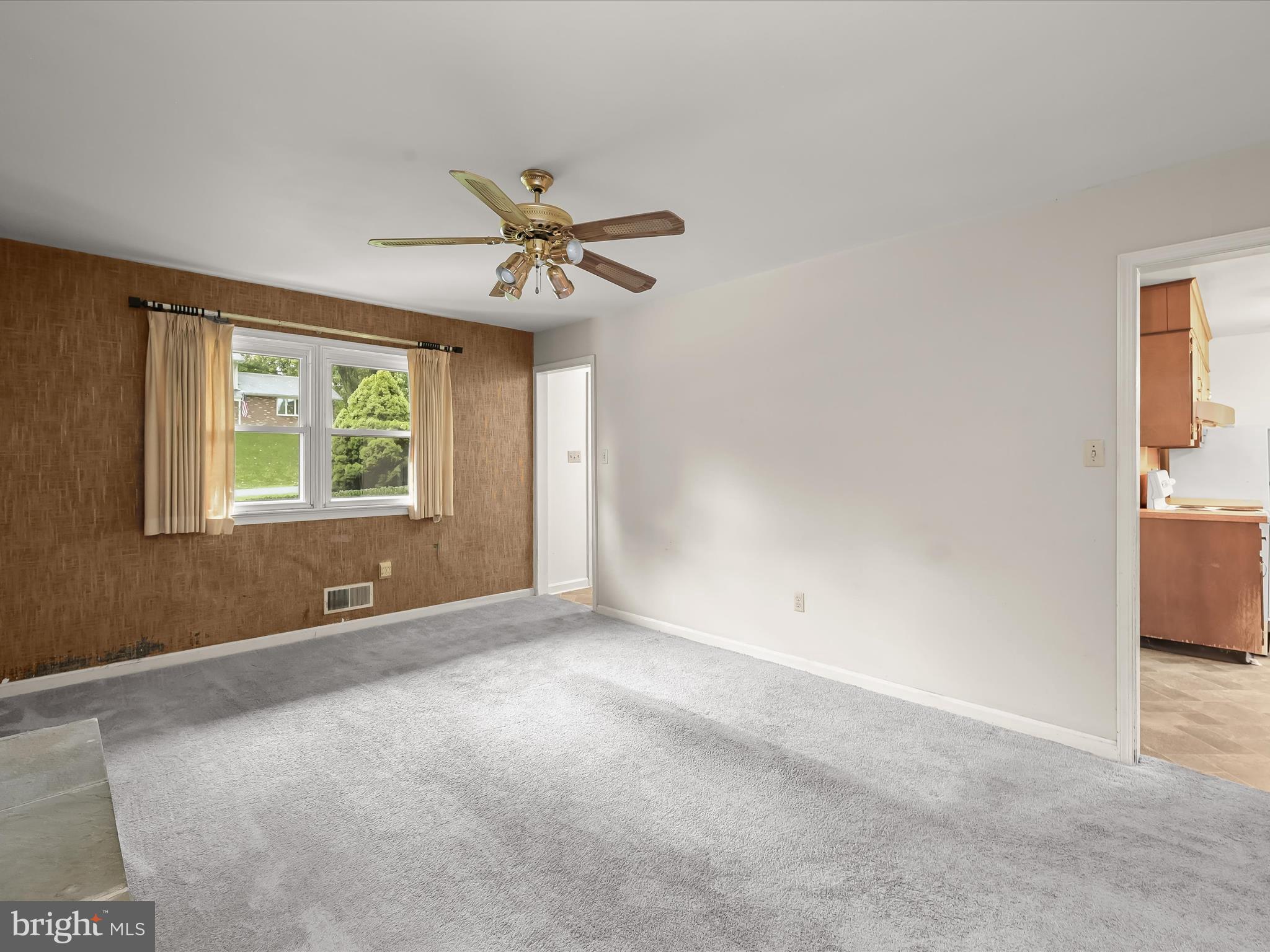 MEADOWCREST - Residential