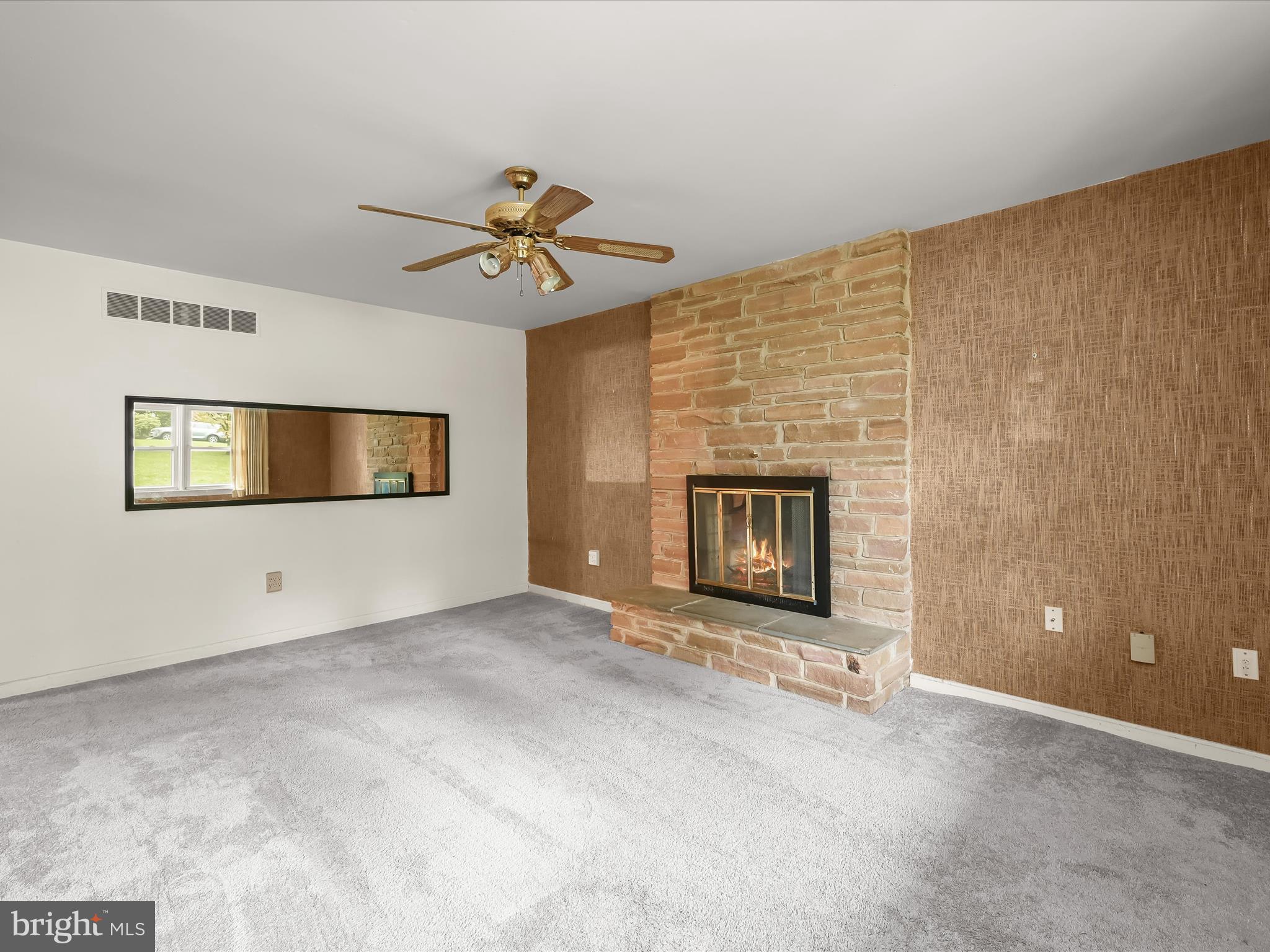 MEADOWCREST - Residential