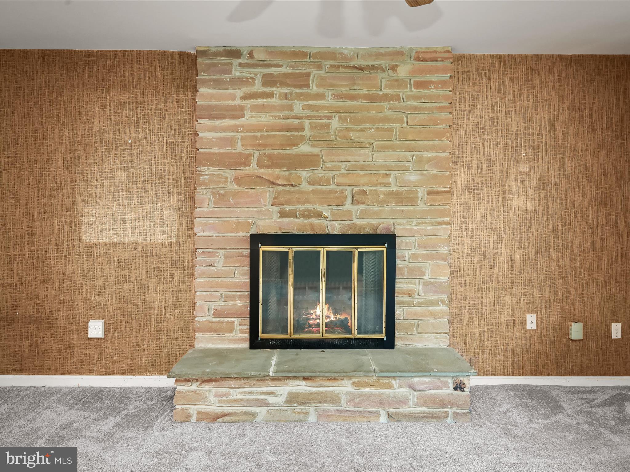 MEADOWCREST - Residential