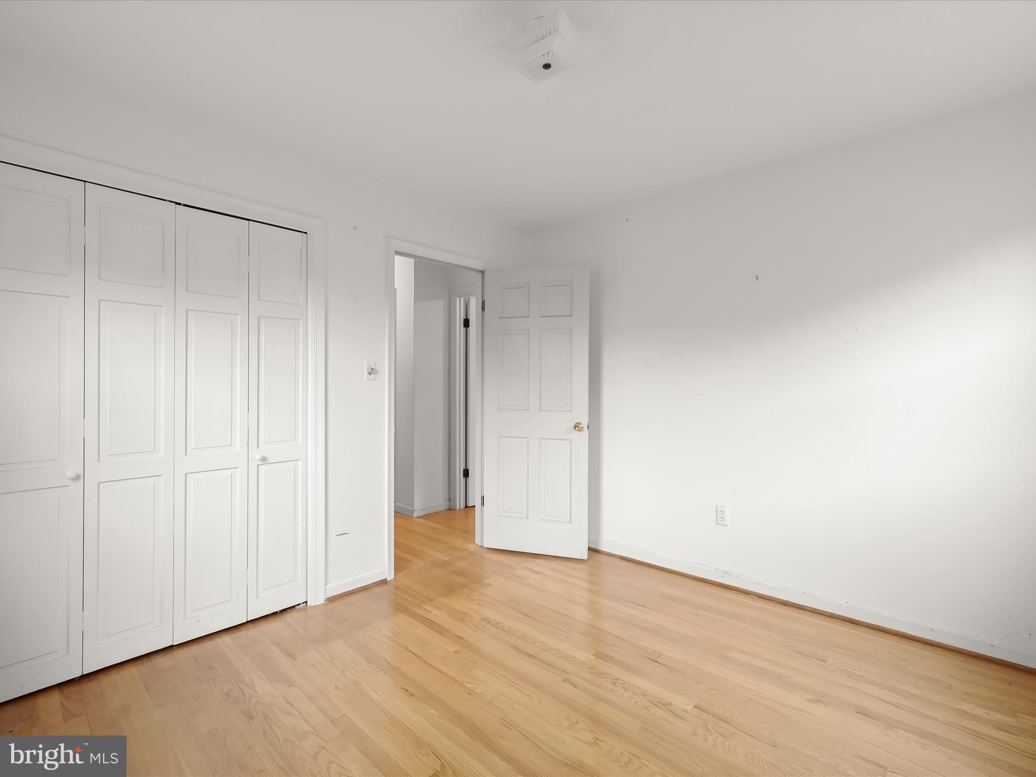 MEADOWCREST - Residential