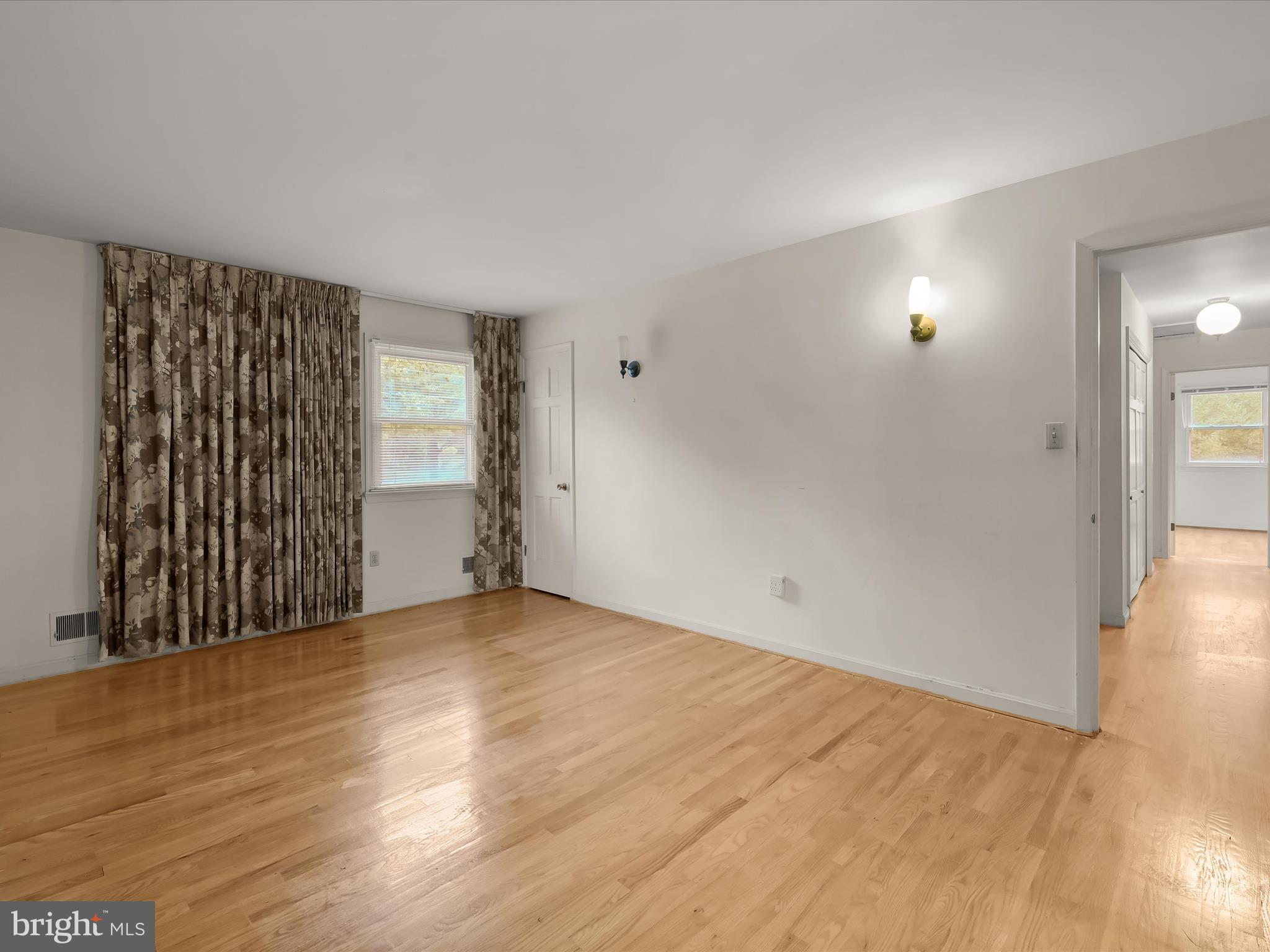 MEADOWCREST - Residential