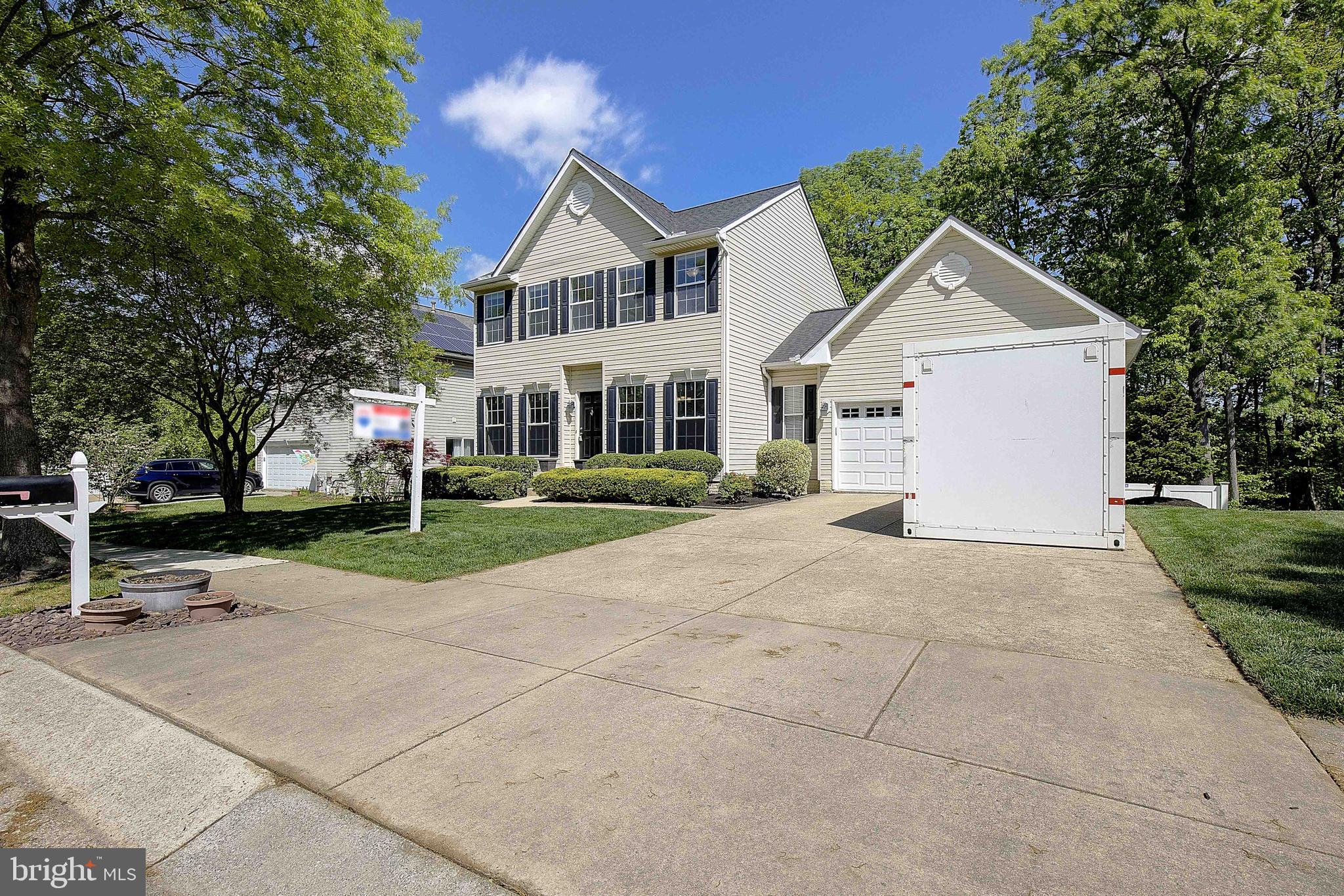 496 PITT COURT