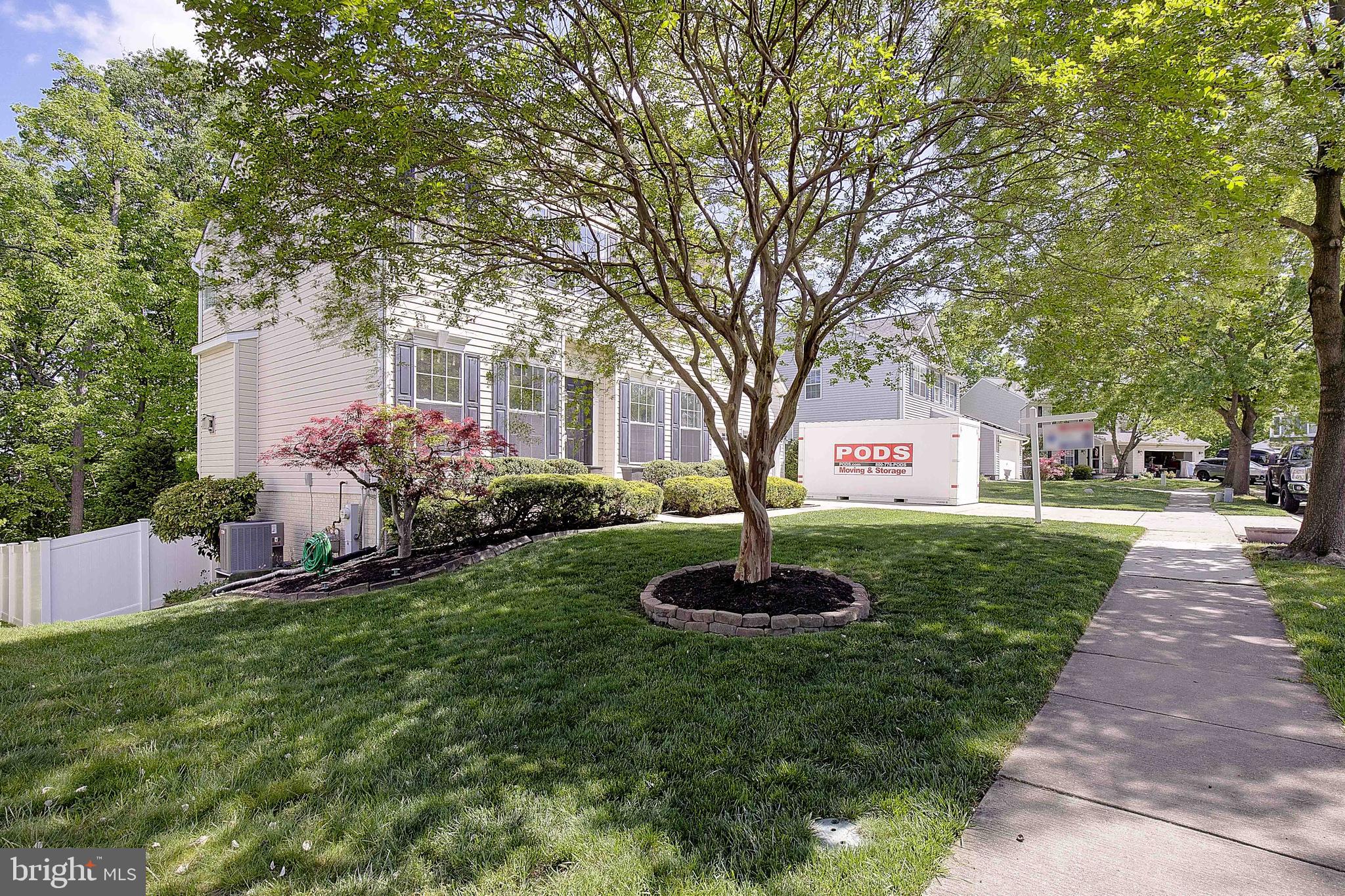 496 PITT COURT
