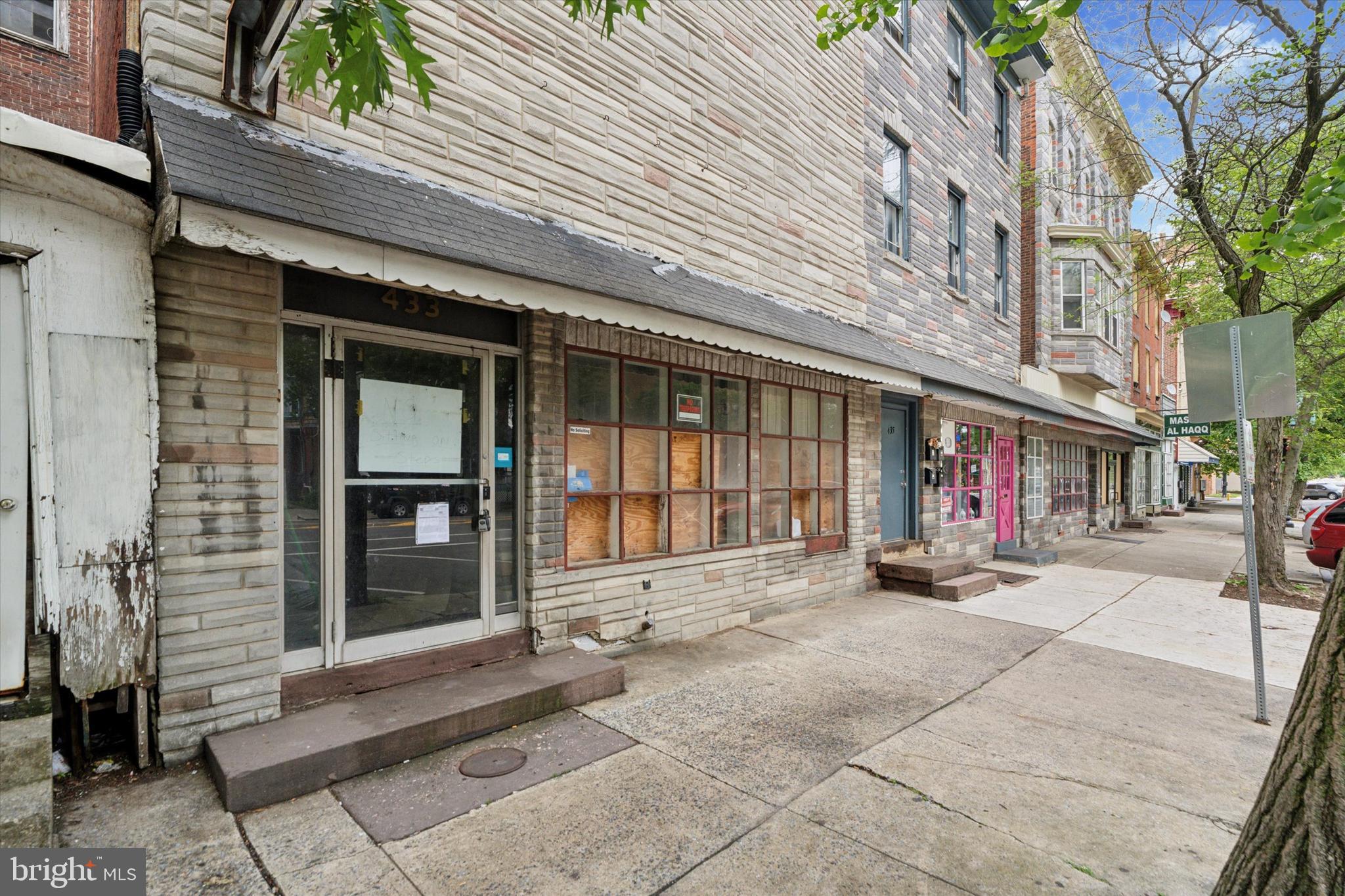 433 E HIGH STREET