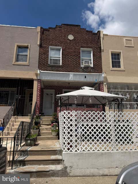 Townhouse For Sale - 4614 Boudinot Street<br/> PHILADELPHIA, PA 19120