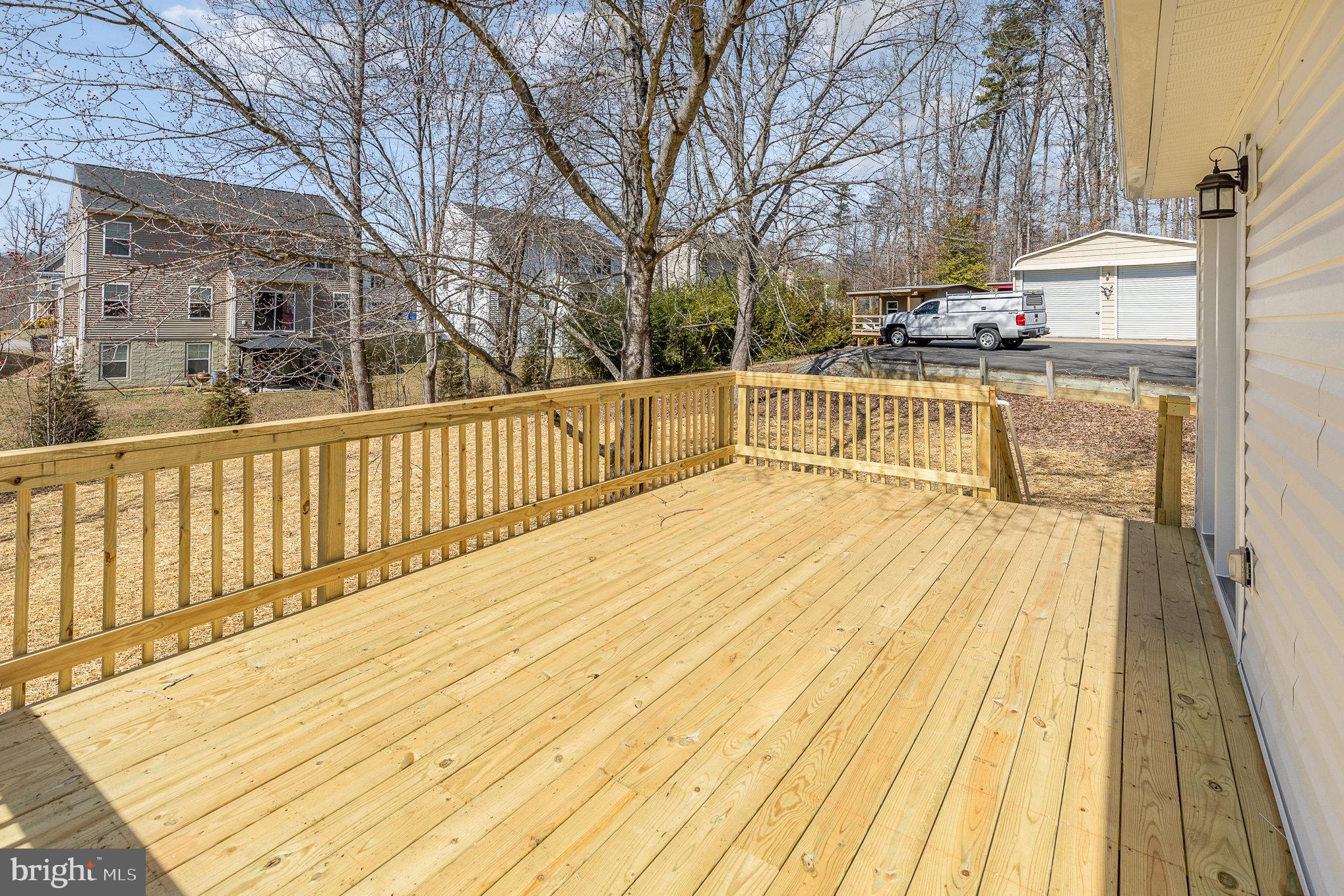 PLANTATION FOREST - Residential