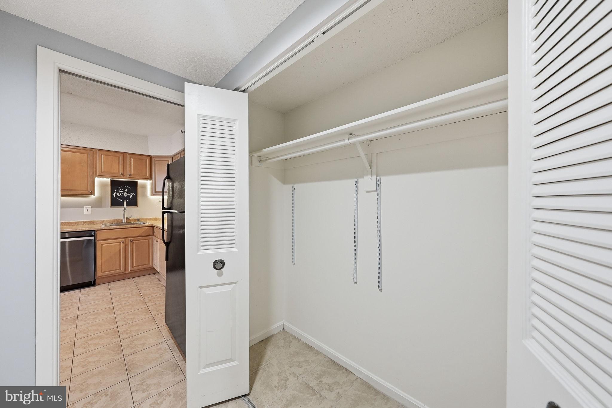 3713 S GEORGE MASON DRIVE 810