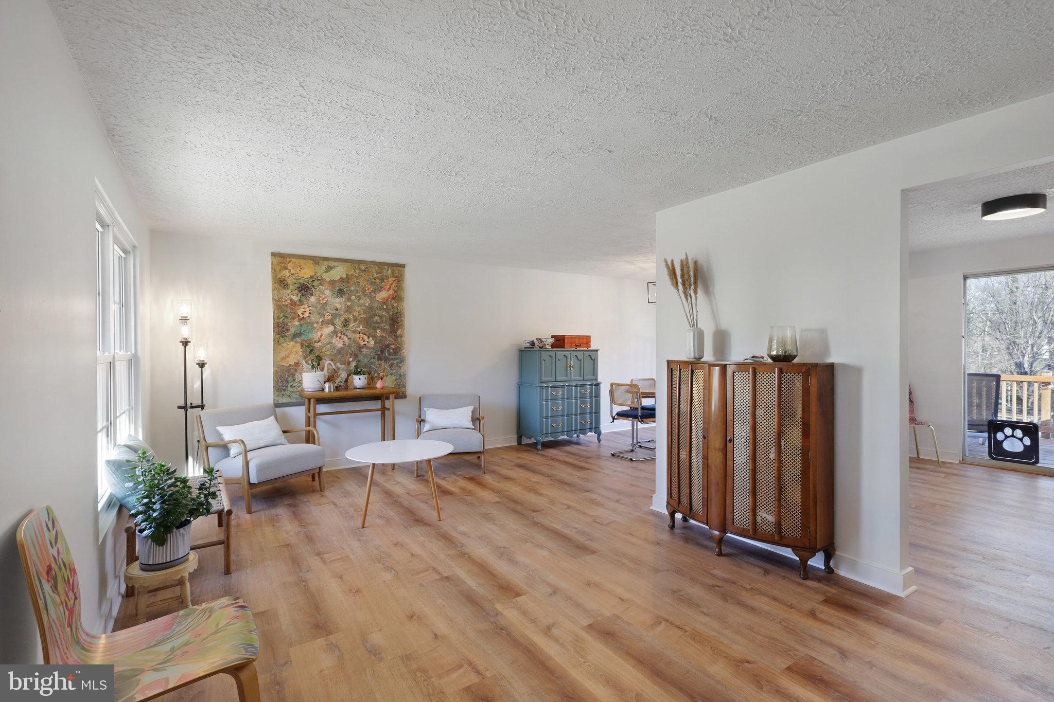 BURKE CENTRE - Residential Lease