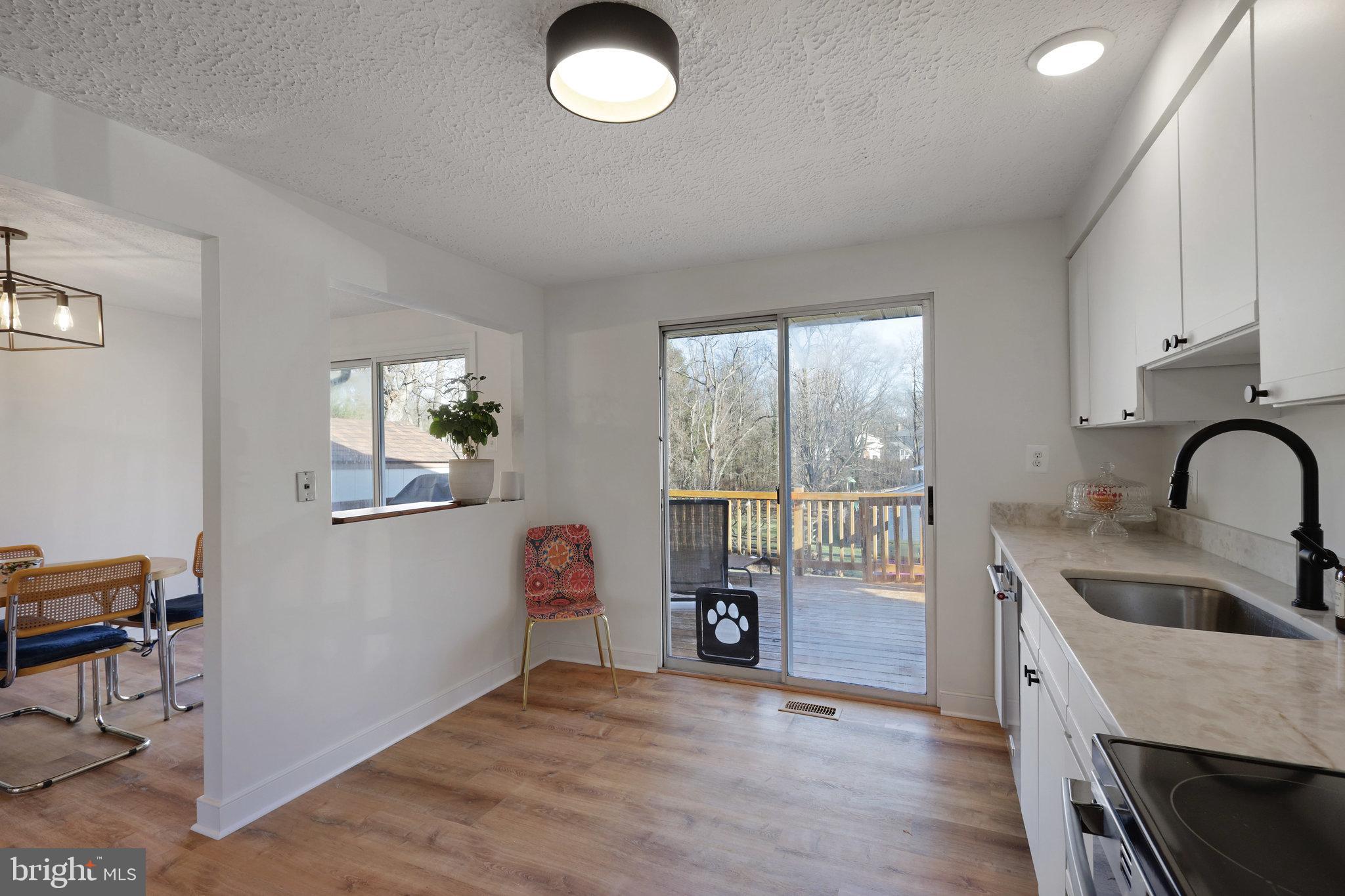 BURKE CENTRE - Residential Lease