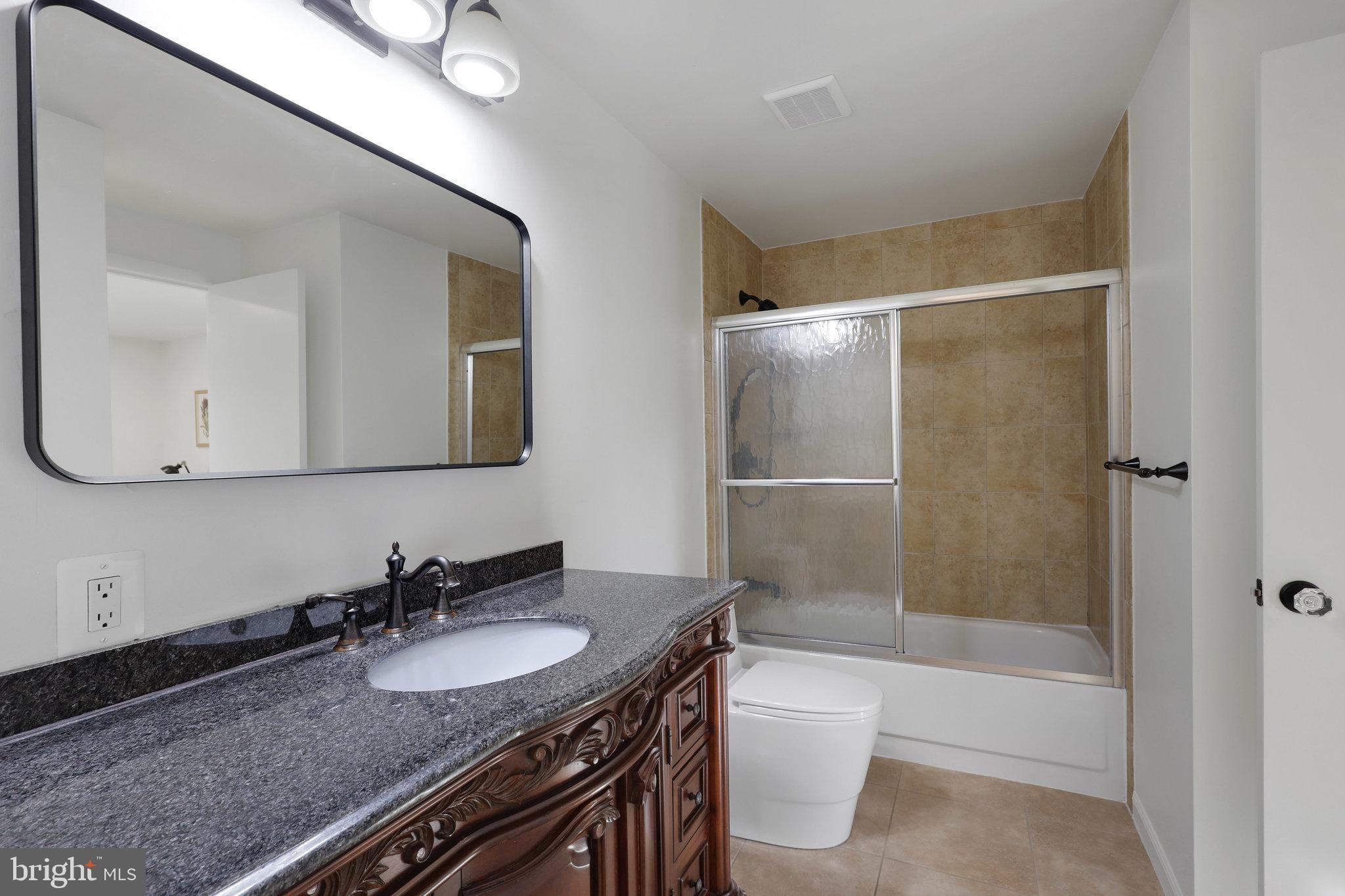 BURKE CENTRE - Residential Lease