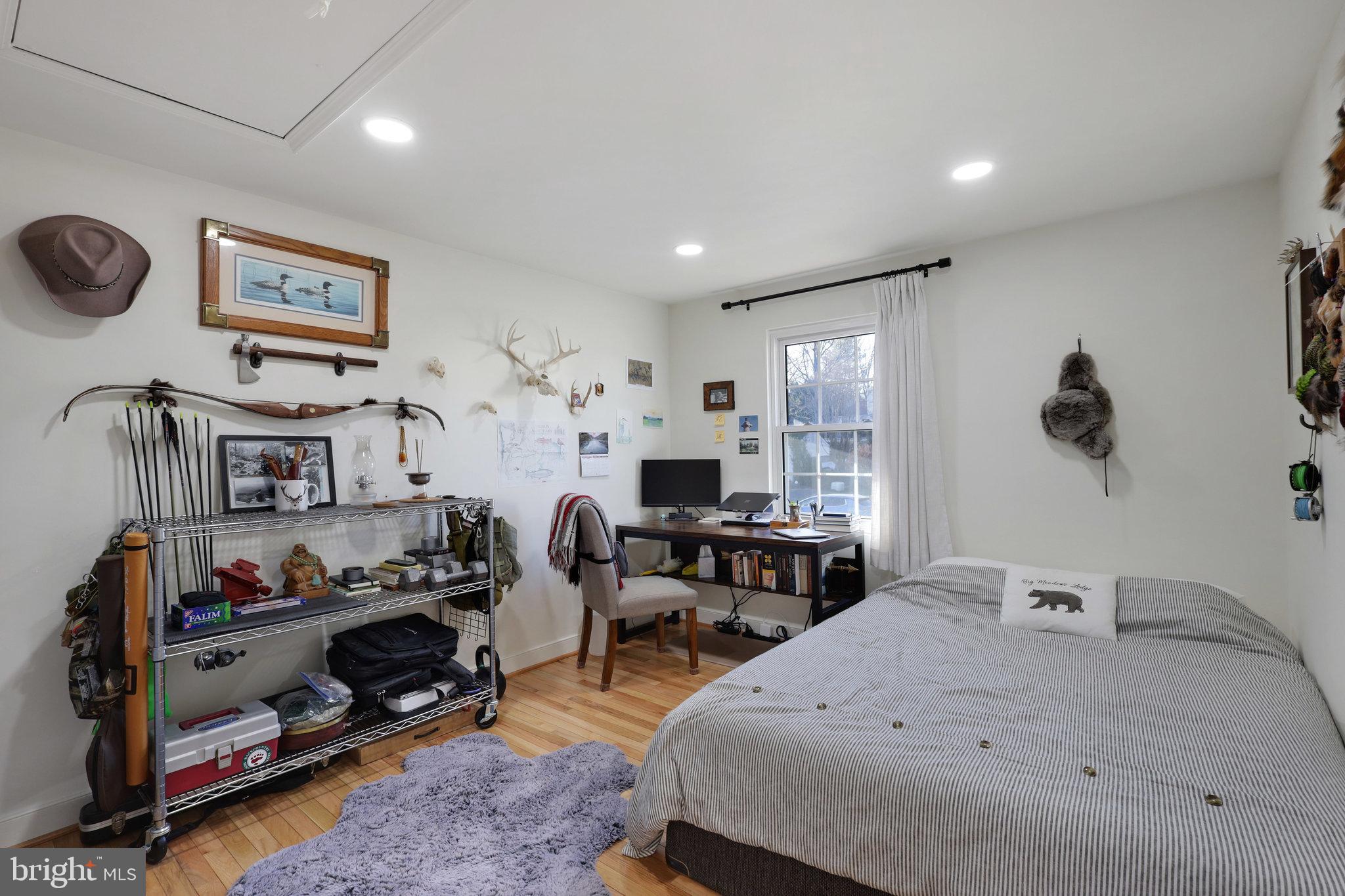 BURKE CENTRE - Residential Lease