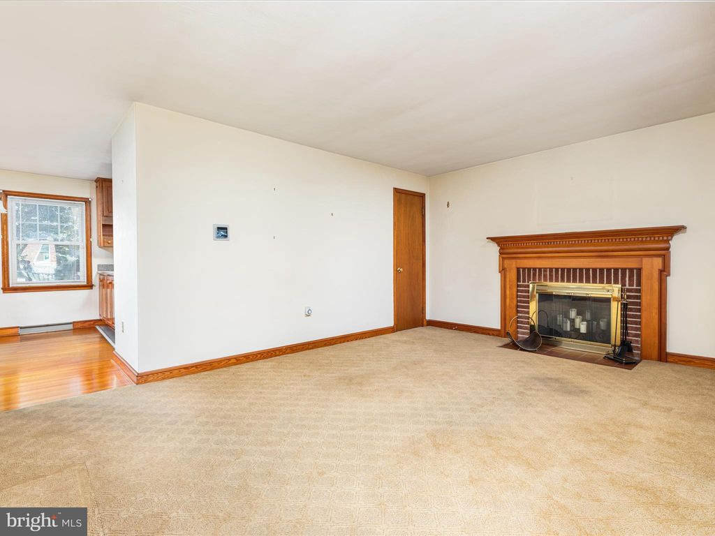 Photo of 312 Fox Drive, WINCHESTER, VA 22601 (MLS # VAWI2009300)