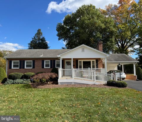 312 FOX DRIVE WINCHESTER VA 22601