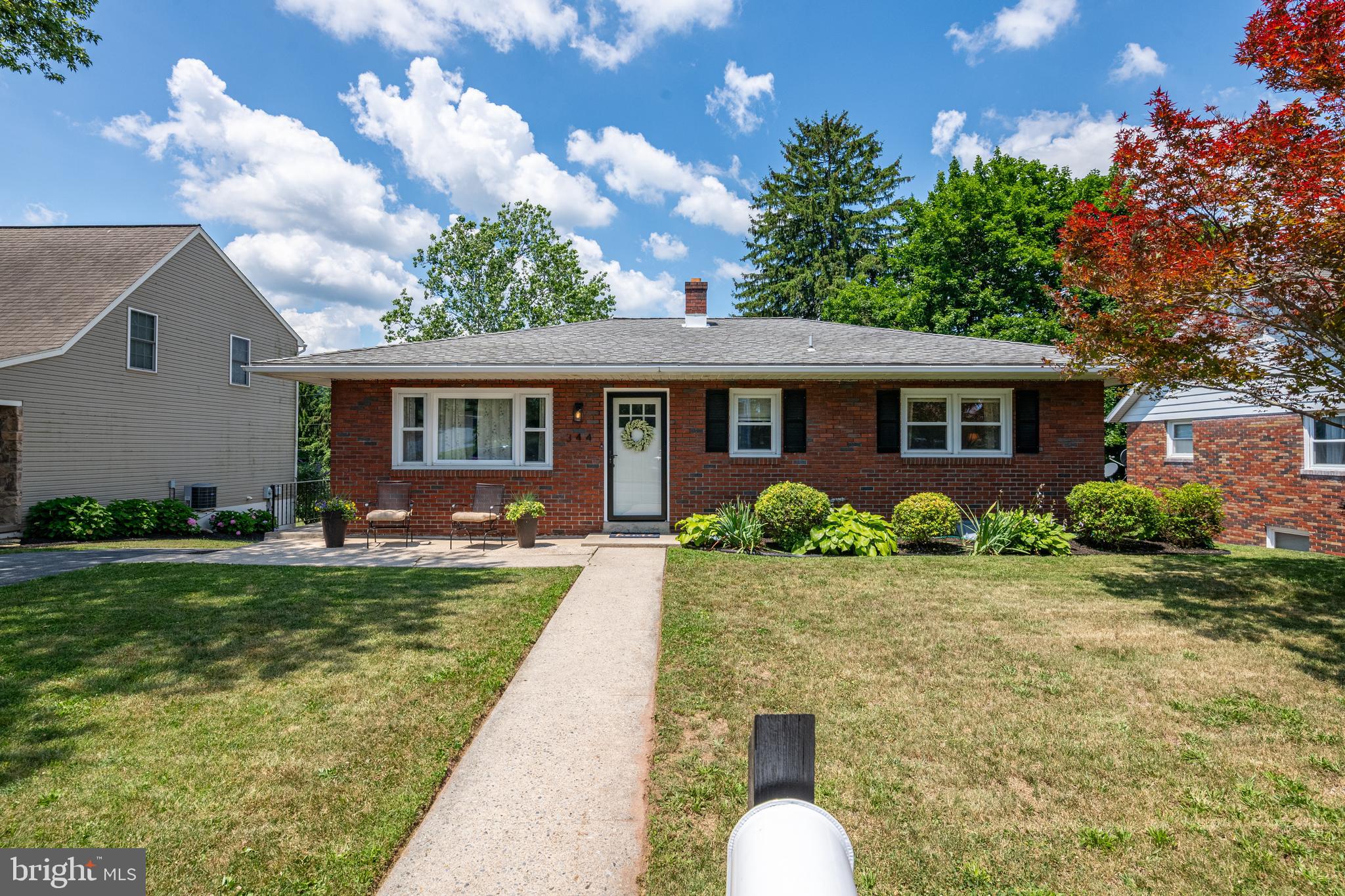 344 PENNWYN PLACE